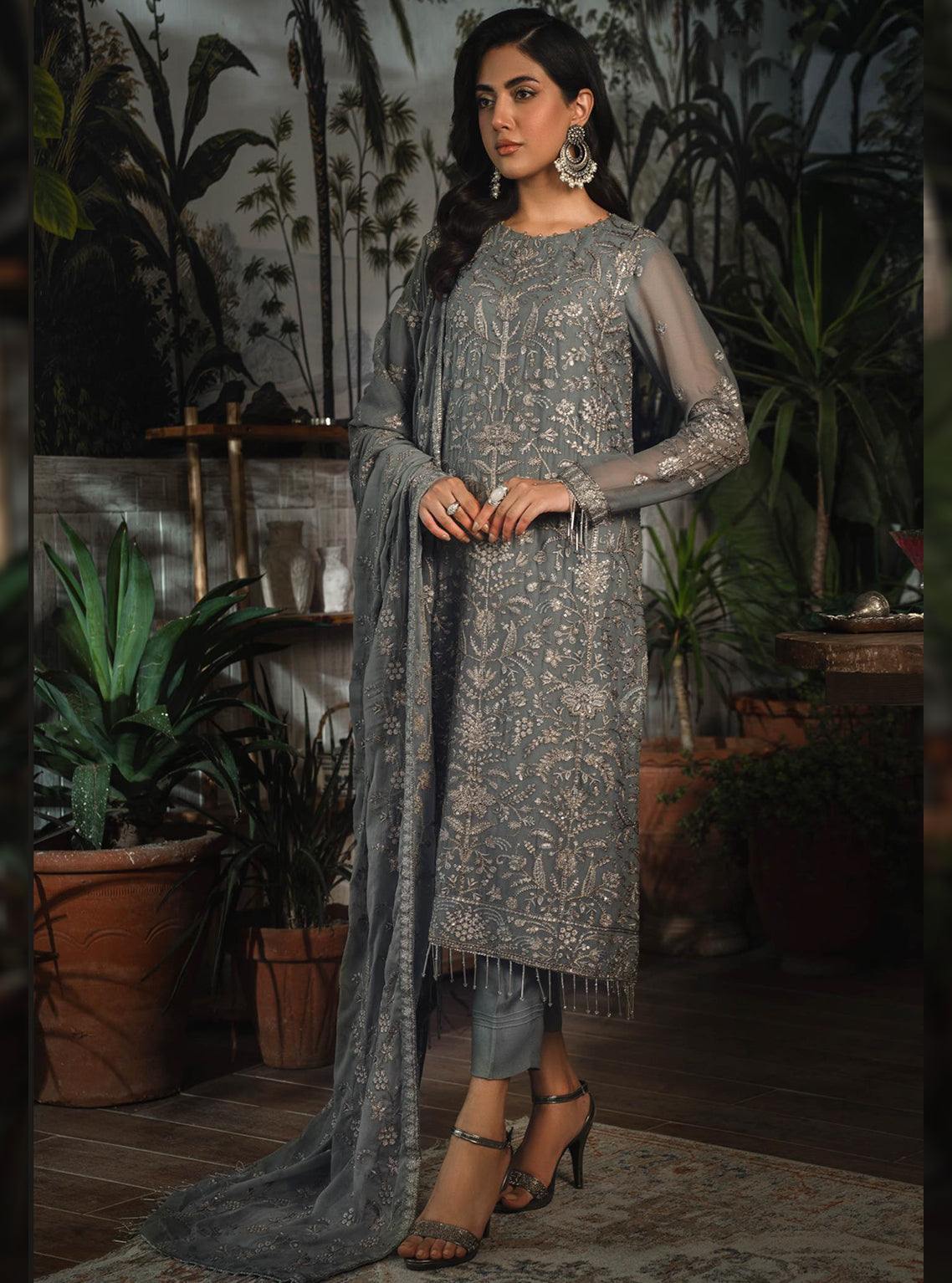 La Rosella By Zarif Embroidered Chiffon Unstitched 3 Piece Suit - 07 La Rosella By Zarif Embroidered Chiffon Unstitched 3 Piece Suit - 07