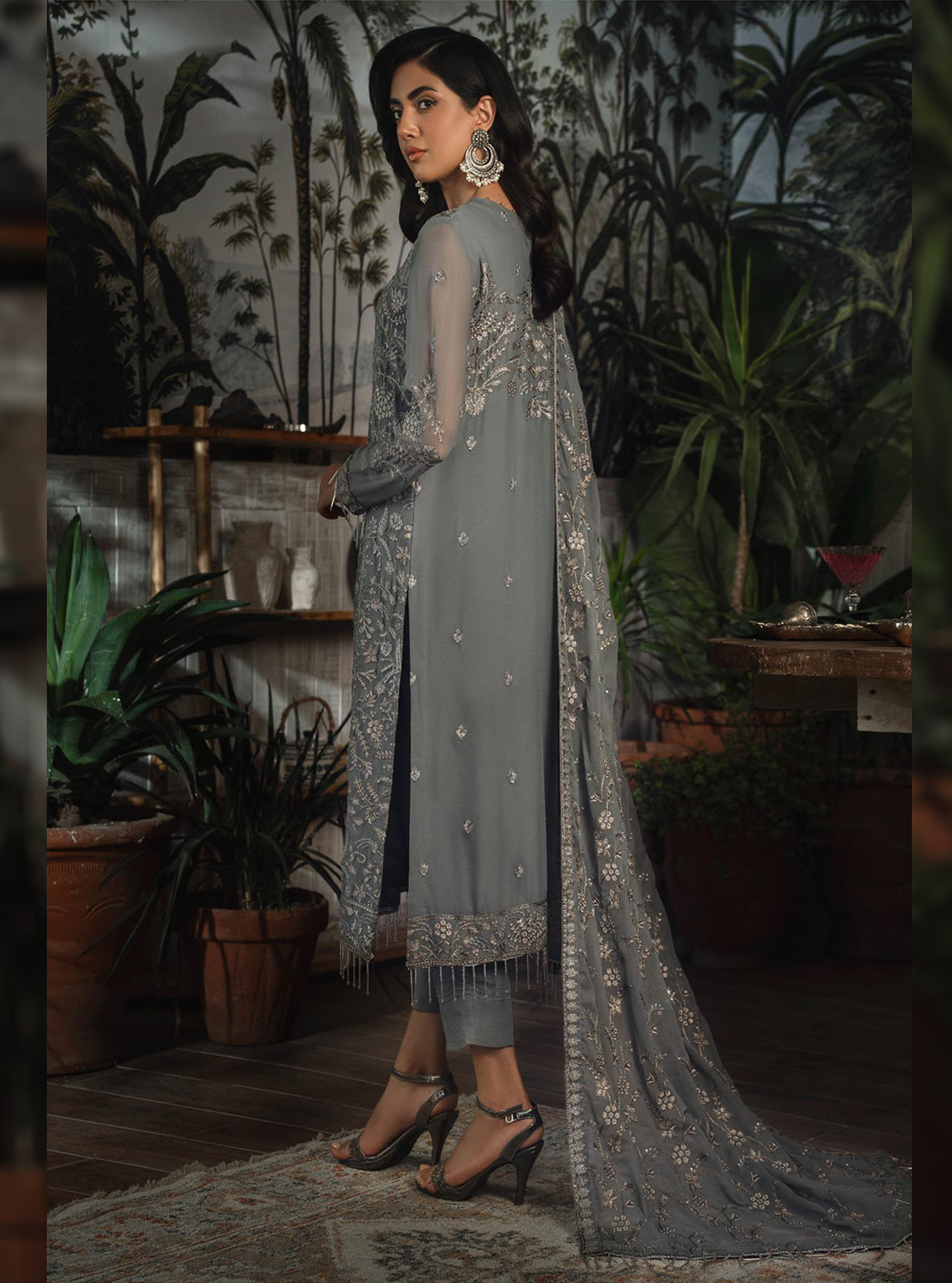 La Rosella By Zarif Embroidered Chiffon Unstitched 3 Piece Suit - 07 La Rosella By Zarif Embroidered Chiffon Unstitched 3 Piece Suit - 07