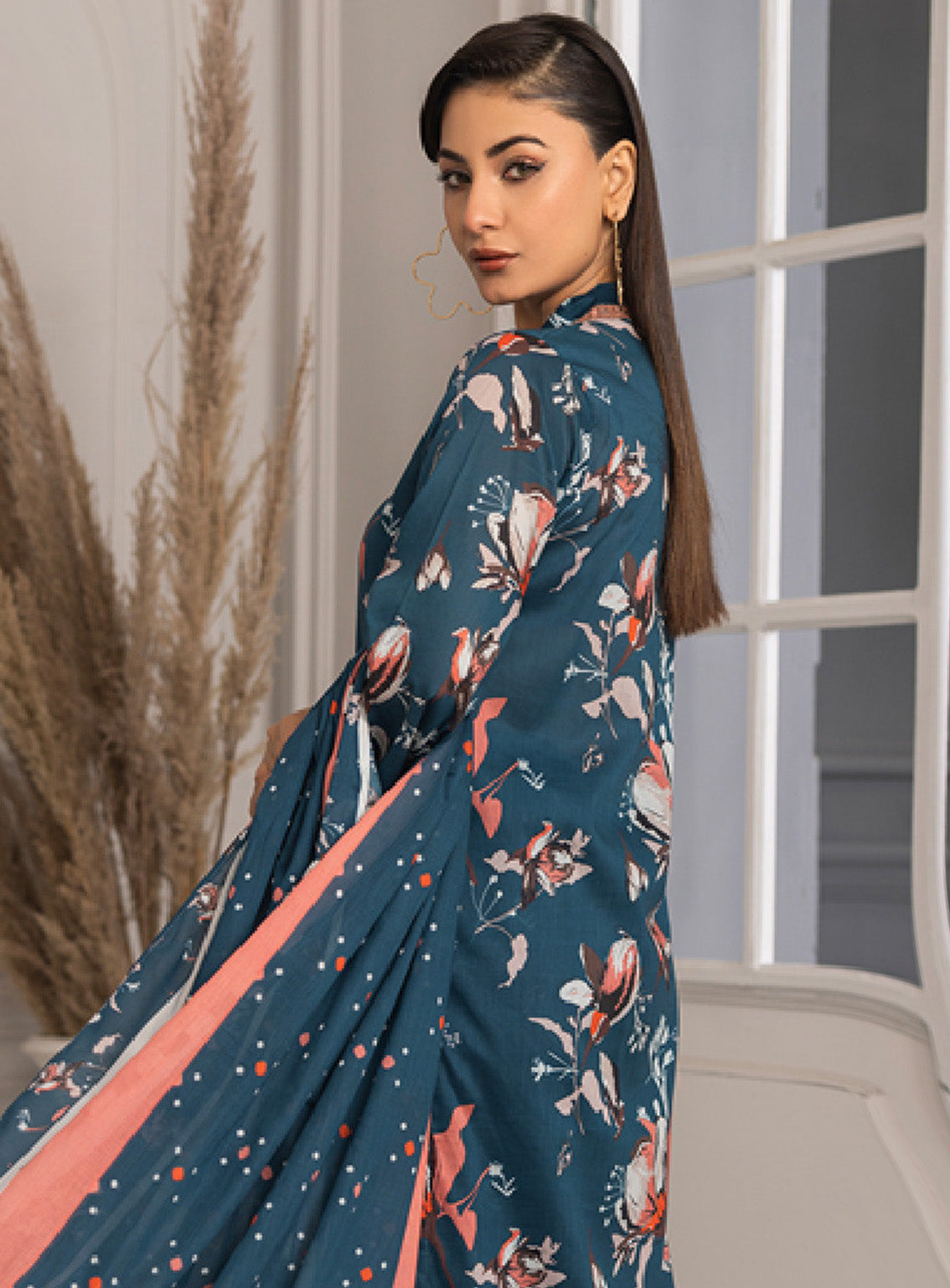 Zohra by Motifz Printed Lawn Suits Unstitched 3 Piece - MT25ZCL 02 Zohra by Motifz Printed Lawn Suits Unstitched 3 Piece - MT25ZCL 02