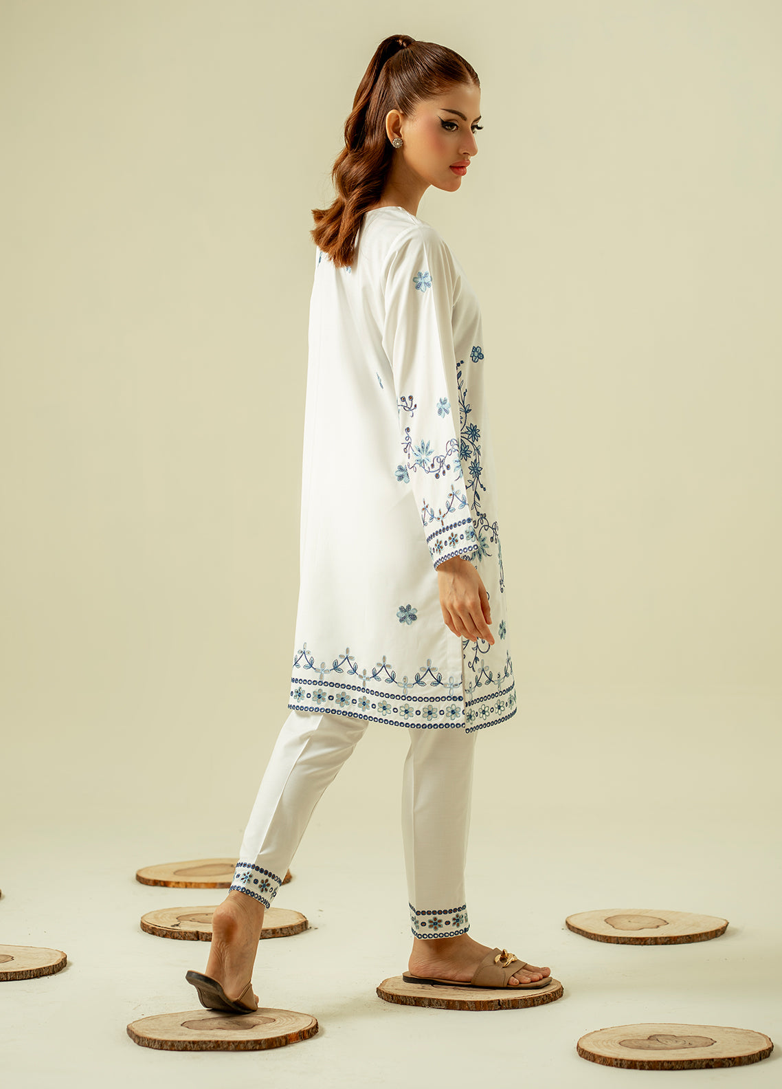 Zouj Embroidered Lawn 2 Piece Stitched Shirt & Trouser SJ26EL D-02 Zouj Embroidered Lawn 2 Piece Stitched Shirt & Trouser SJ26EL D-02