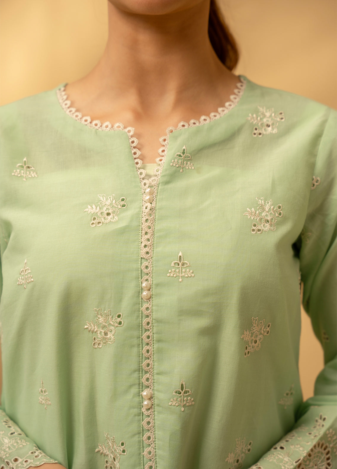 Zouj Chikankari Embroidered Lawn 3 Piece Unstitched Suit SJ26CEL D-04 Zouj Chikankari Embroidered Lawn 3 Piece Unstitched Suit SJ26CEL D-04