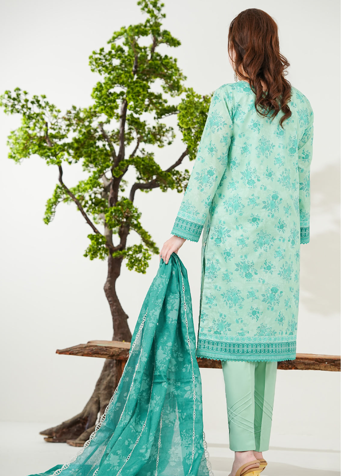 Zynah By VS Textile Premium Chikankari Lawn 3 Piece Unstitched Suit VS26ZPDV14 D-738 Zynah By VS Textile Premium Chikankari Lawn 3 Piece Unstitched Suit VS26ZPDV14 D-738
