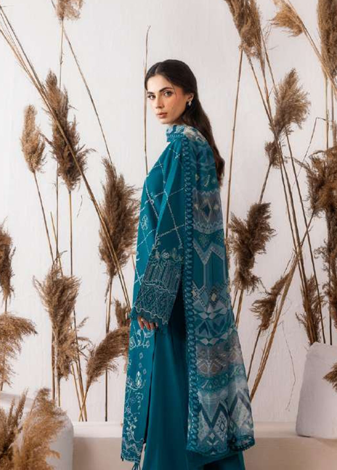Zync By Florent Embroidered Viscose 3 Piece Unstitched Suit FL26ZI D-FZ-2A Zync By Florent Embroidered Viscose 3 Piece Unstitched Suit FL26ZI D-FZ-2A