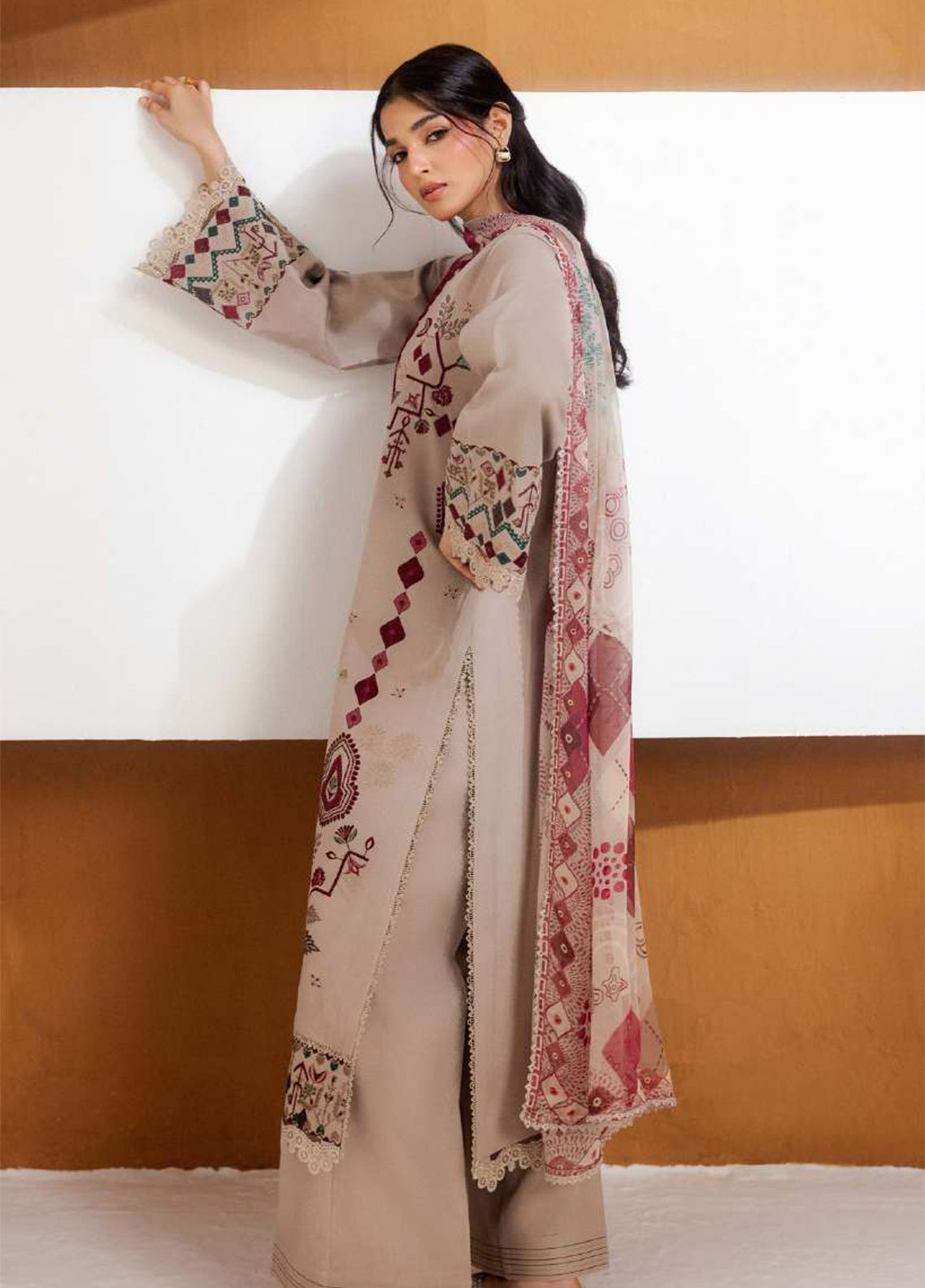 Zync By Florent Embroidered Viscose 3 Piece Unstitched Suit FL26ZI D-FZ-4B Zync By Florent Embroidered Viscose 3 Piece Unstitched Suit FL26ZI D-FZ-4B