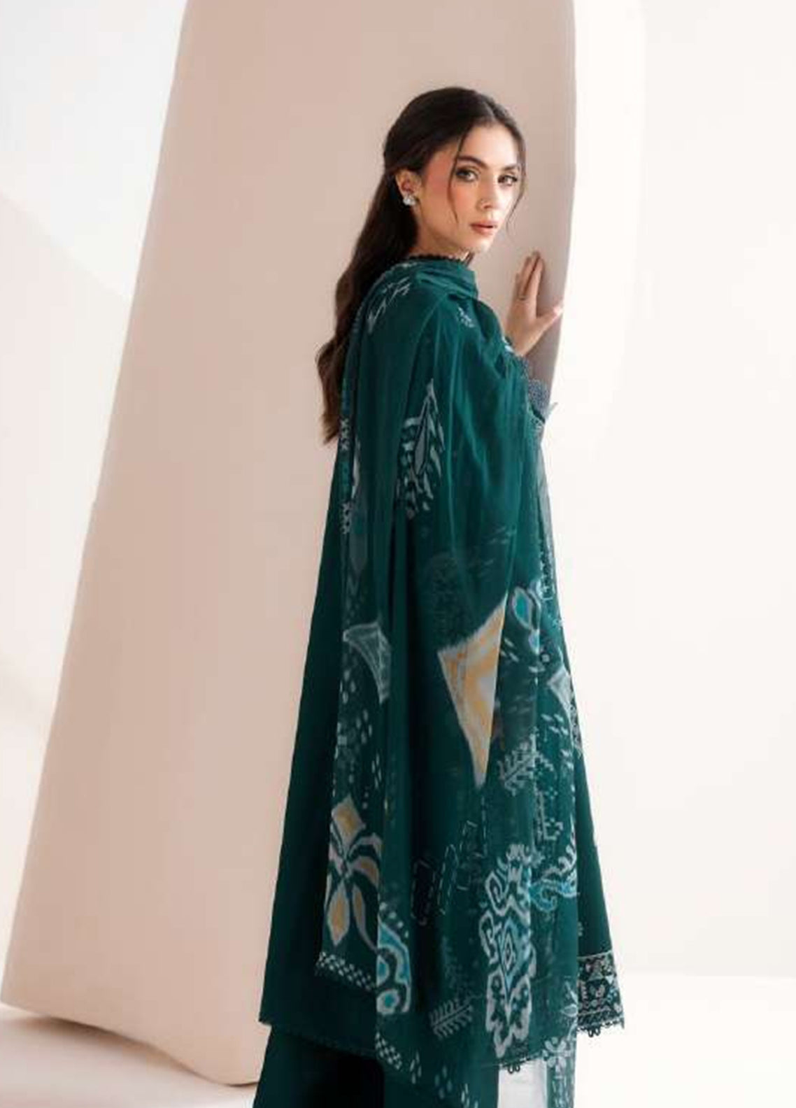 Zync By Florent Embroidered Viscose 3 Piece Unstitched Suit FL26ZI D-FZ-5B Zync By Florent Embroidered Viscose 3 Piece Unstitched Suit FL26ZI D-FZ-5B