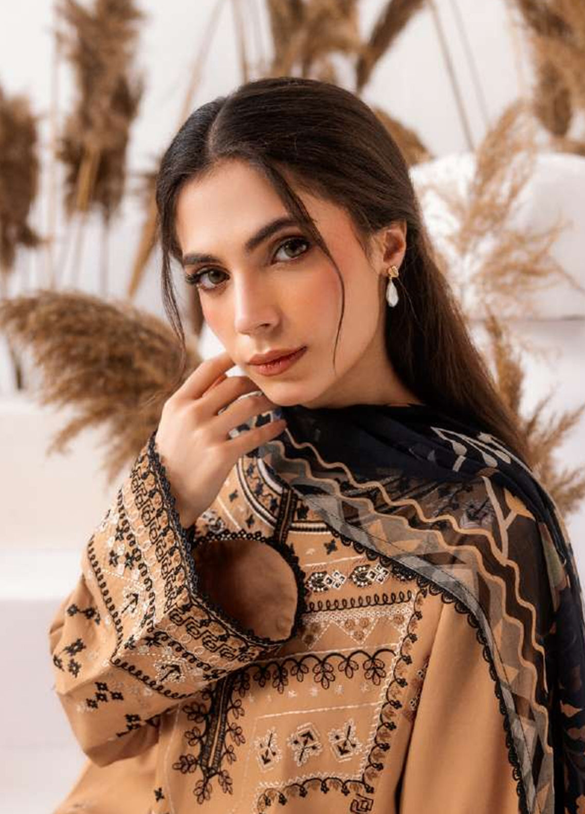 Zync By Florent Embroidered Viscose 3 Piece Unstitched Suit FL26ZI D-FZ-7B Zync By Florent Embroidered Viscose 3 Piece Unstitched Suit FL26ZI D-FZ-7B
