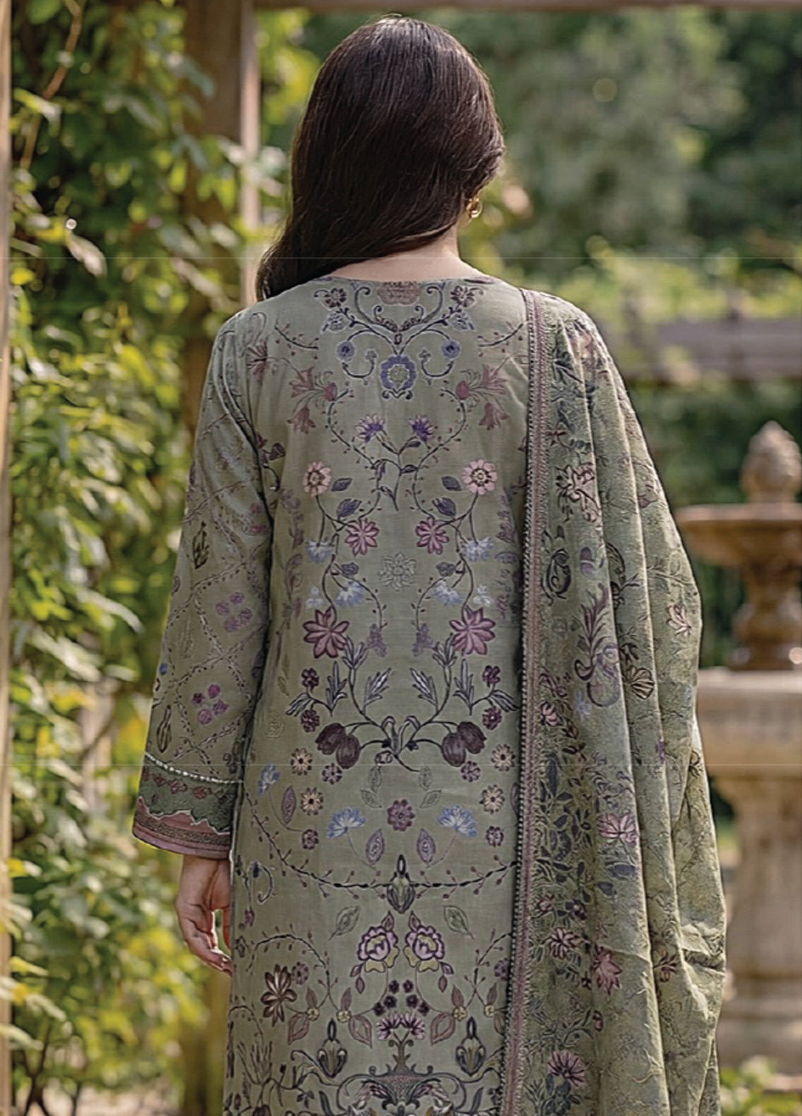 Zync By Florent Excclusive Printed Lawn 3 Piece Unstitched Suit FL26ZP D-11 Zync By Florent Excclusive Printed Lawn 3 Piece Unstitched Suit FL26ZP D-11
