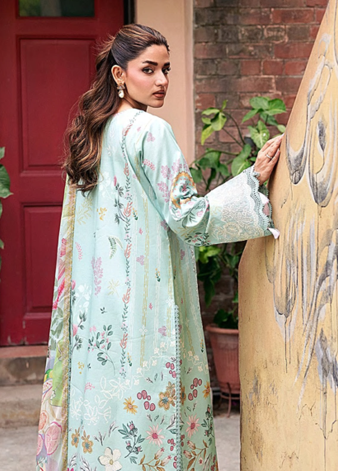 Zync By Florent Luxury Embroidered Lawn 3 Piece Unstitched Suit FL26ZEO D-FZF-3B Zync By Florent Luxury Embroidered Lawn 3 Piece Unstitched Suit FL26ZEO D-FZF-3B