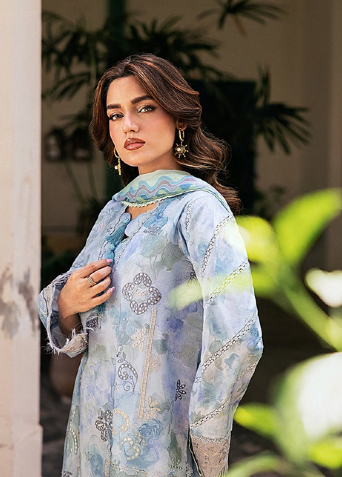 Zync By Florent Luxury Embroidered Lawn 3 Piece Unstitched Suit FL26ZEO D-FZF-4B Zync By Florent Luxury Embroidered Lawn 3 Piece Unstitched Suit FL26ZEO D-FZF-4B