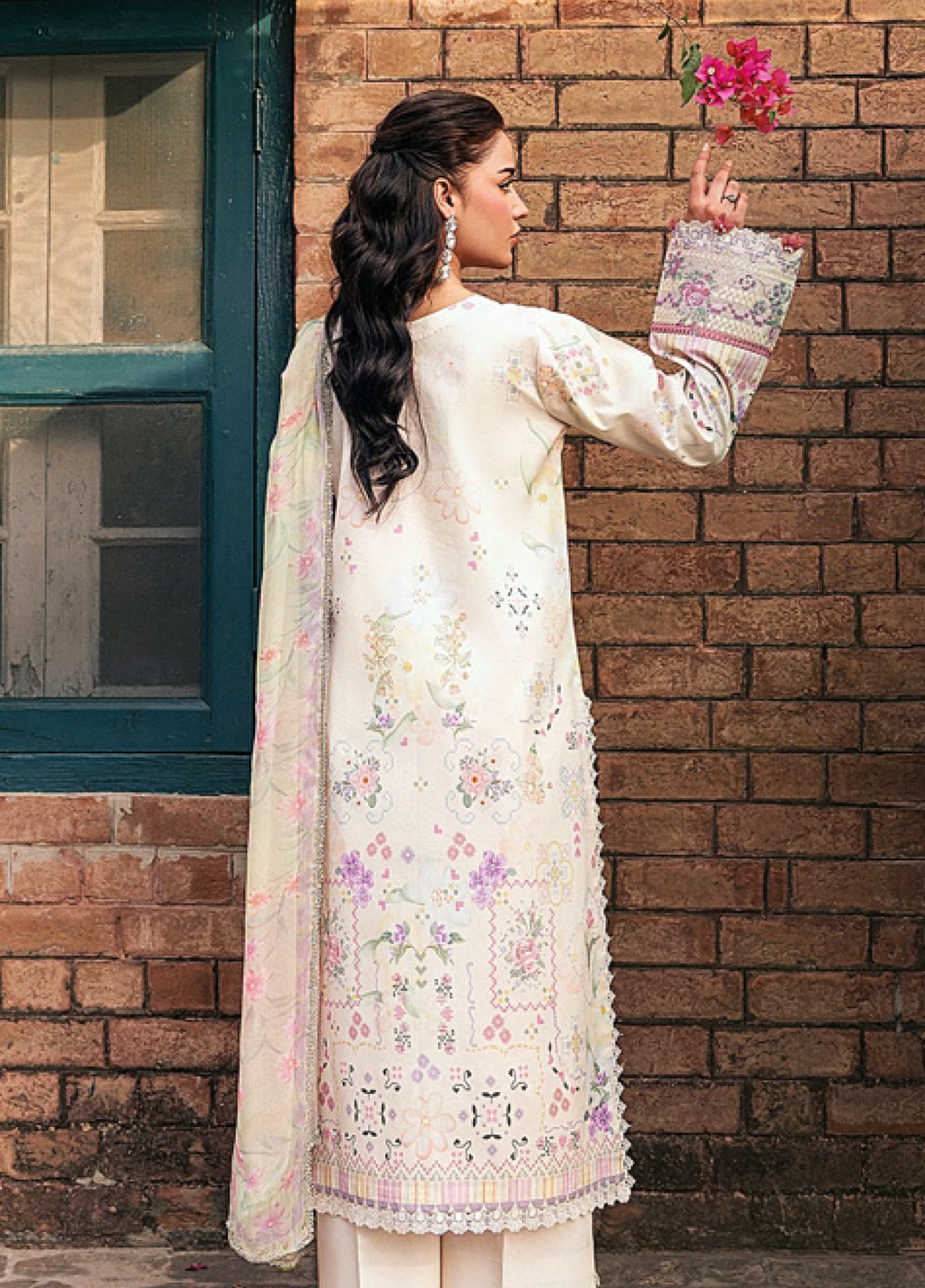 Zync By Florent Luxury Embroidered Lawn 3 Piece Unstitched Suit FL26ZEO D-FZF-5A Zync By Florent Luxury Embroidered Lawn 3 Piece Unstitched Suit FL26ZEO D-FZF-5A