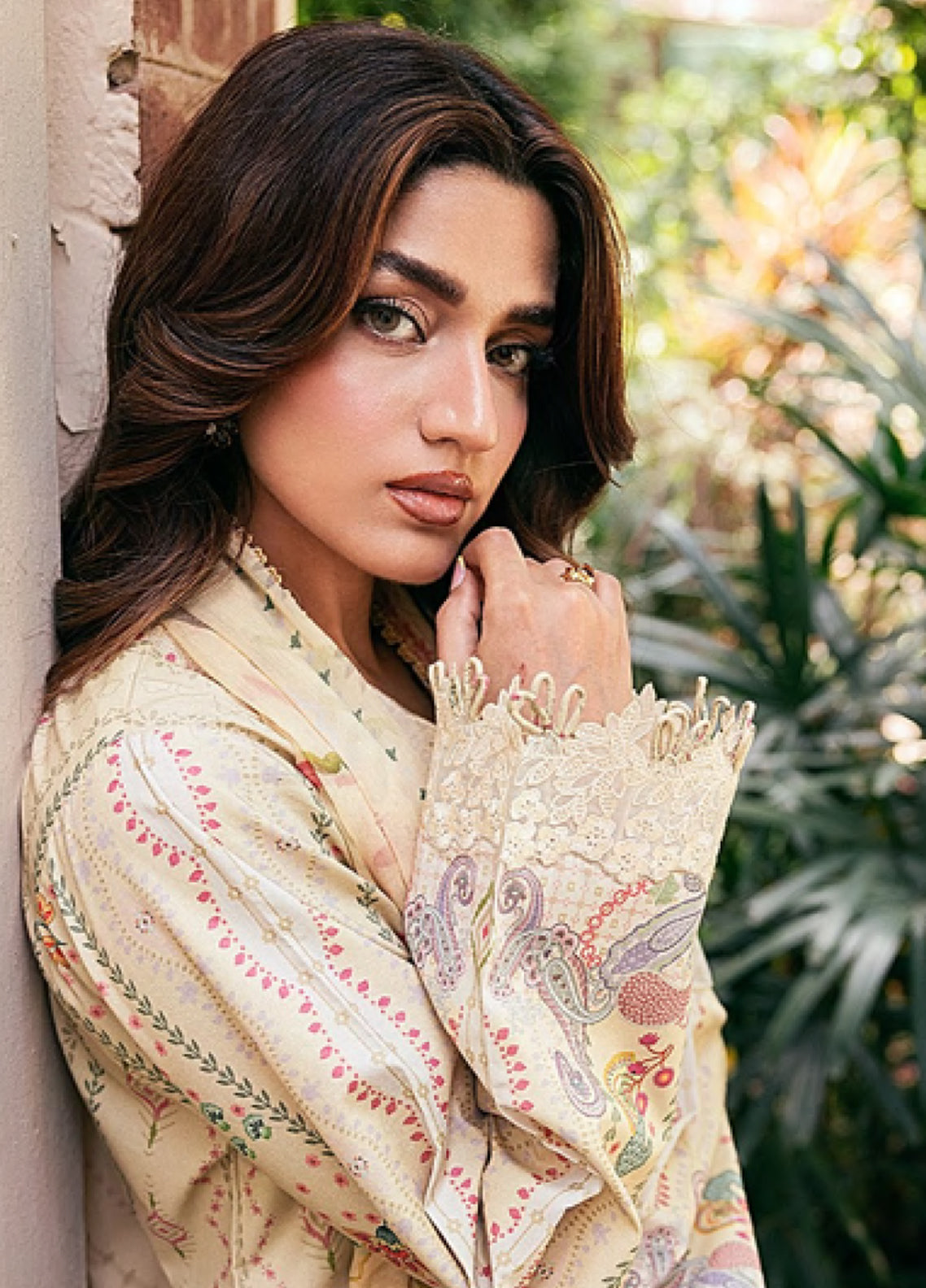 Zync By Florent Luxury Embroidered Lawn 3 Piece Unstitched Suit FL26ZEO D-FZF-7B Zync By Florent Luxury Embroidered Lawn 3 Piece Unstitched Suit FL26ZEO D-FZF-7B