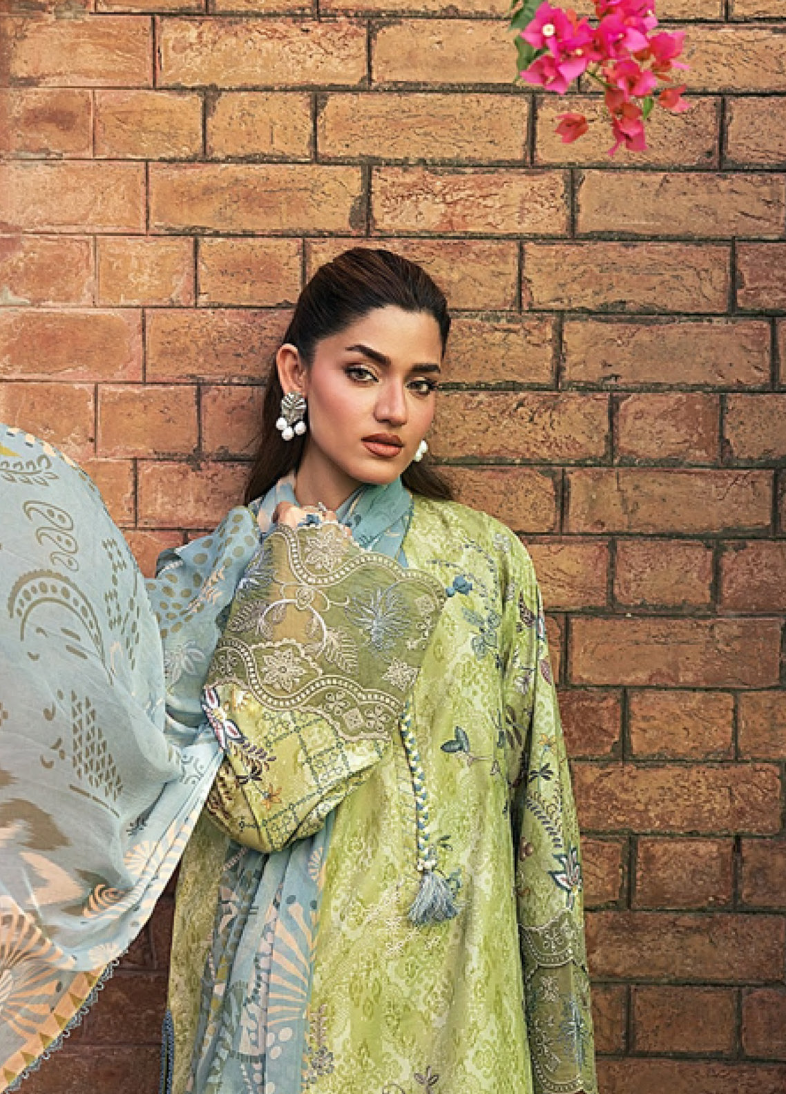 Zync By Florent Luxury Embroidered Lawn 3 Piece Unstitched Suit FL26ZEO D-FZF-8B Zync By Florent Luxury Embroidered Lawn 3 Piece Unstitched Suit FL26ZEO D-FZF-8B