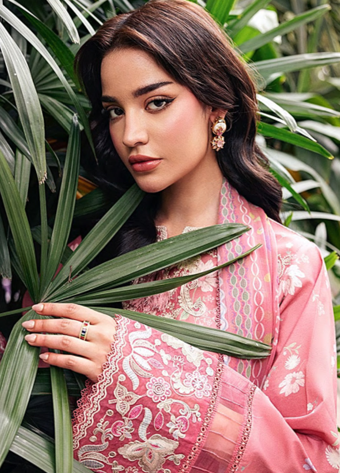 Zync By Florent Luxury Embroidered Lawn 3 Piece Unstitched Suit FL26ZEO D-FZF-9A Zync By Florent Luxury Embroidered Lawn 3 Piece Unstitched Suit FL26ZEO D-FZF-9A