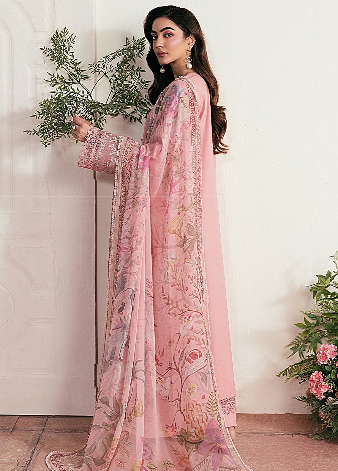 Zync By Florent Luxury Embroidered Lawn 3 Piece Unstitched Suit FL26ZLLV2 D-FZL-1A Zync By Florent Luxury Embroidered Lawn 3 Piece Unstitched Suit FL26ZLLV2 D-FZL-1A