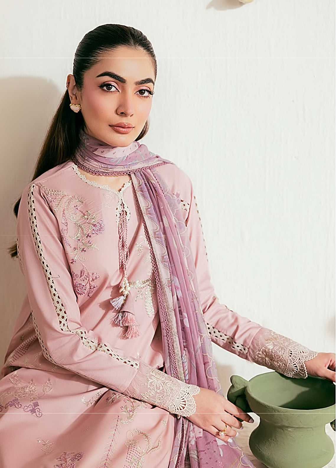Zync By Florent Luxury Embroidered Lawn 3 Piece Unstitched Suit FL26ZLLV2 D-FZL-6A Zync By Florent Luxury Embroidered Lawn 3 Piece Unstitched Suit FL26ZLLV2 D-FZL-6A