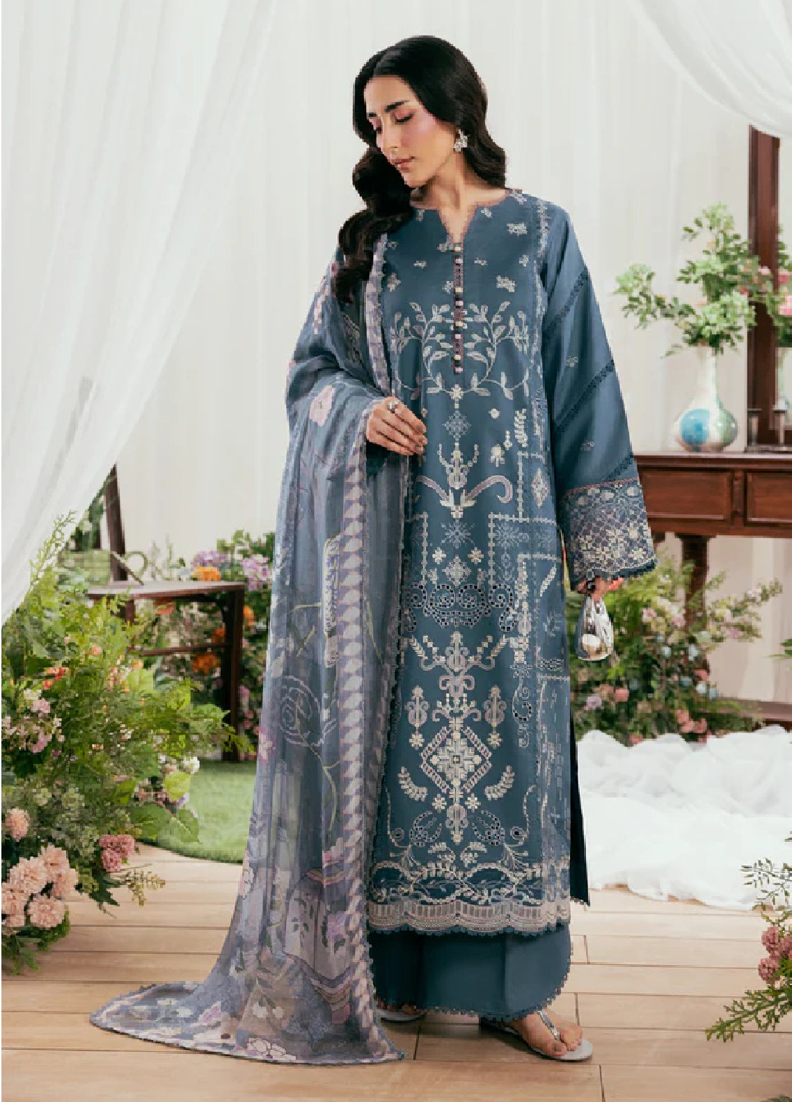 Zync By Florent Luxury Embroidered Lawn 3 Piece Unstitched Suit FL26ZLLV2 D-FZL-7A Zync By Florent Luxury Embroidered Lawn 3 Piece Unstitched Suit FL26ZLLV2 D-FZL-7A