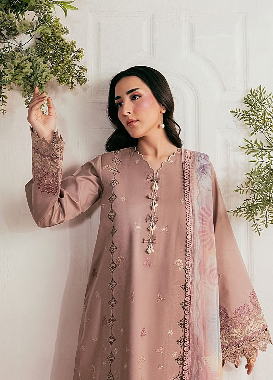 Zync By Florent Luxury Embroidered Lawn 3 Piece Unstitched Suit FL26ZLLV2 D-FZL-8B Zync By Florent Luxury Embroidered Lawn 3 Piece Unstitched Suit FL26ZLLV2 D-FZL-8B