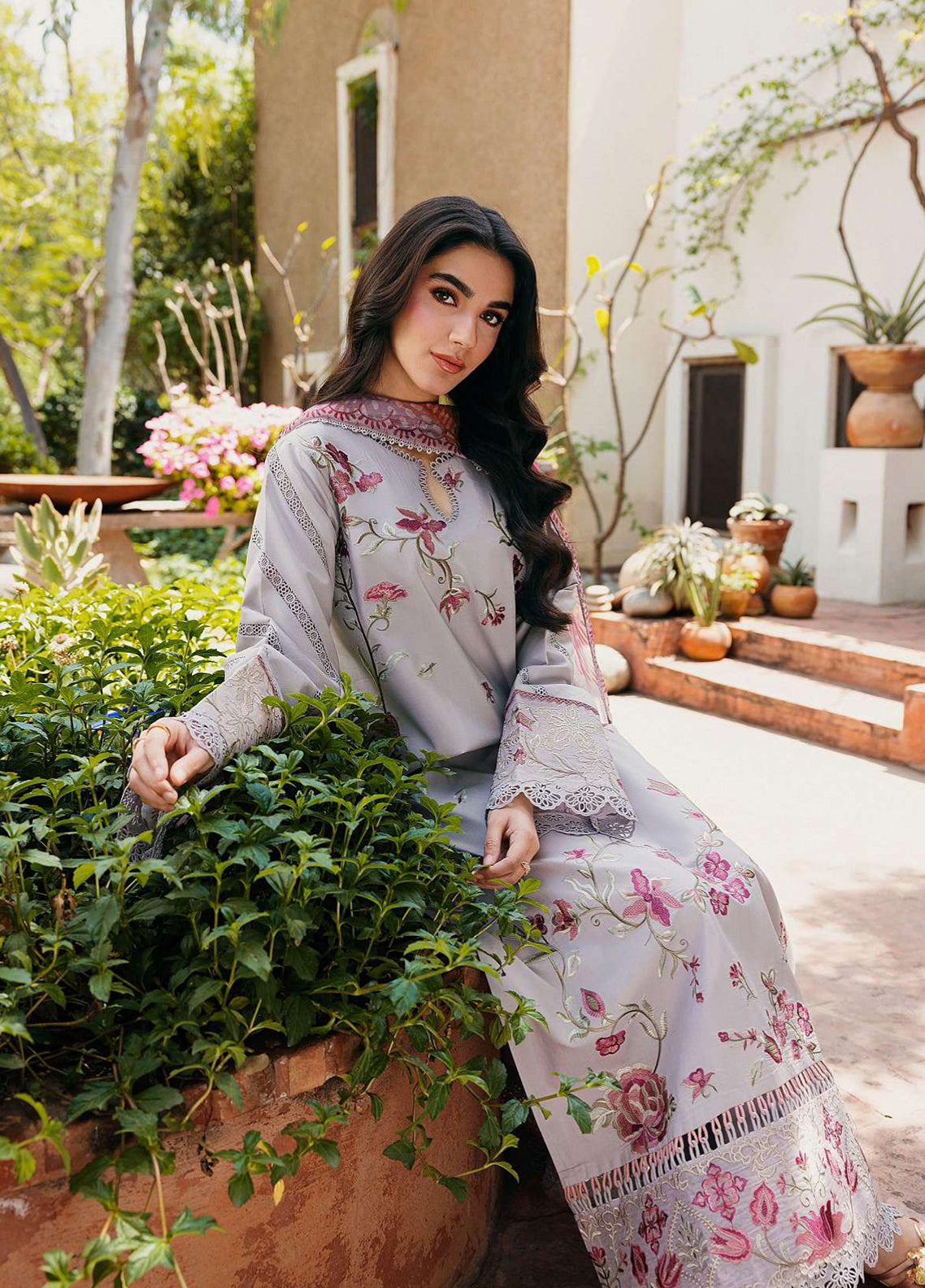 Zync By Florent Luxury Embroidered Lawn 3 Piece Unstitched Suit FL26ZLLV3 D-FZF-1A Zync By Florent Luxury Embroidered Lawn 3 Piece Unstitched Suit FL26ZLLV3 D-FZF-1A