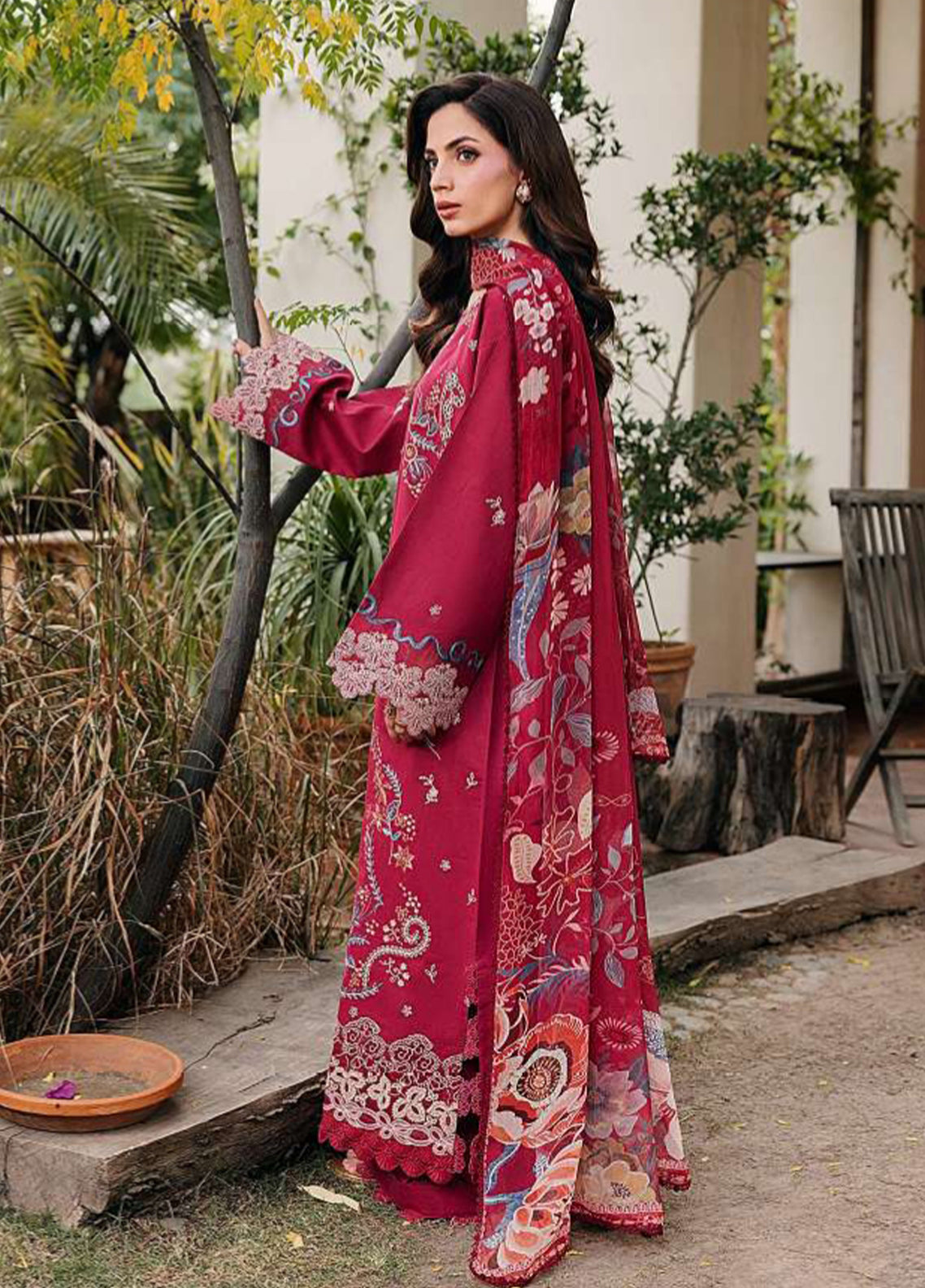 Zync By Florent Luxury Embroidered Lawn 3 Piece Unstitched Suit FL26ZLLV3 D-FZF-7A Zync By Florent Luxury Embroidered Lawn 3 Piece Unstitched Suit FL26ZLLV3 D-FZF-7A