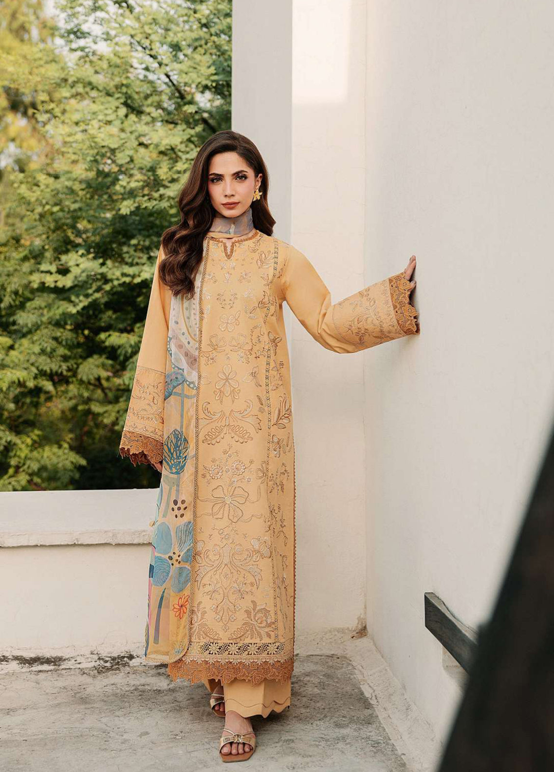Zync By Florent Luxury Embroidered Lawn 3 Piece Unstitched Suit FL26ZLLV3 D-FZF-8B Zync By Florent Luxury Embroidered Lawn 3 Piece Unstitched Suit FL26ZLLV3 D-FZF-8B