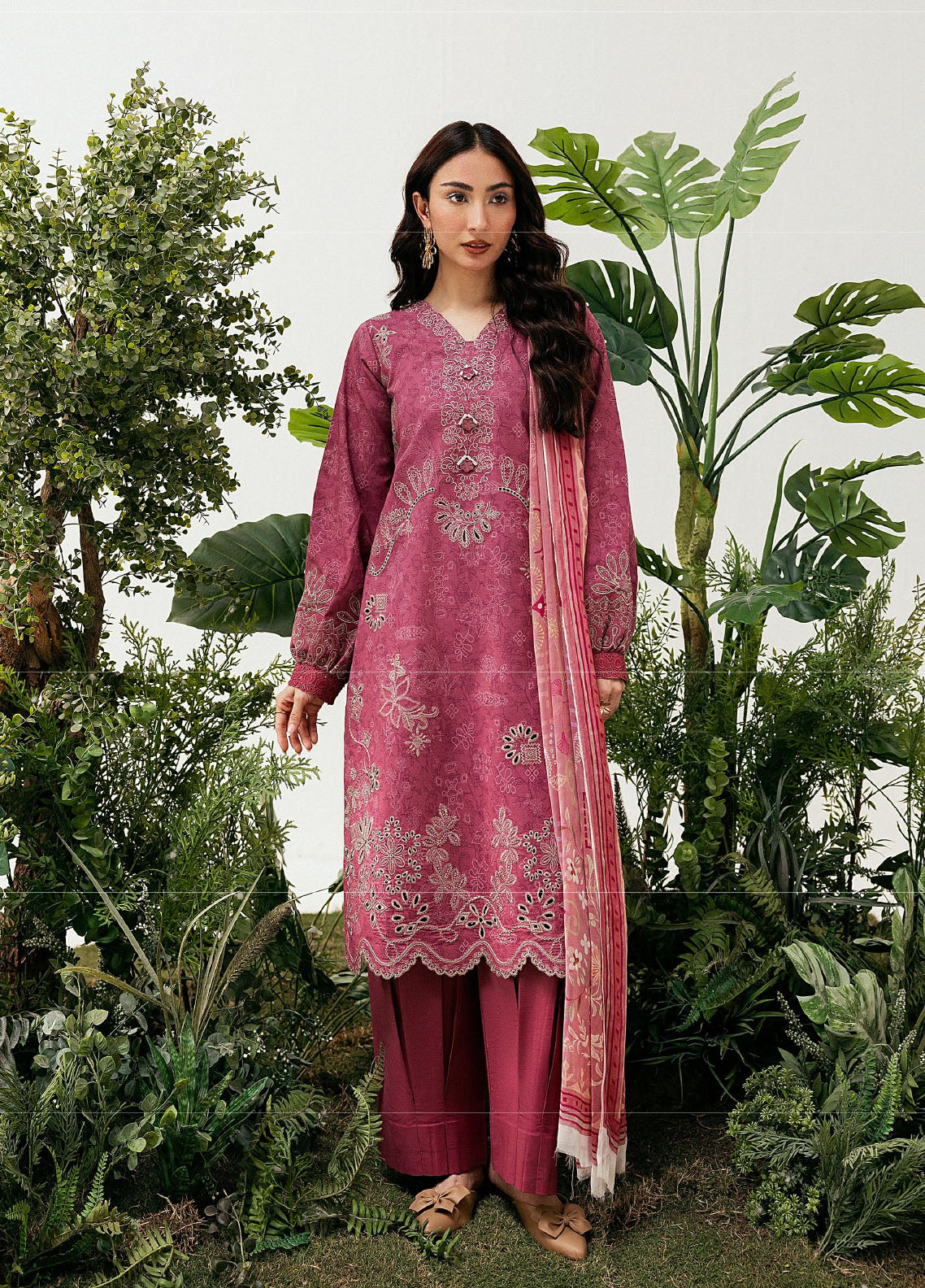 Zync By Florent Printkari Embroidered Lawn 3 Piece Unstitched Suit FL26ZP D-FPK-6B Zync By Florent Printkari Embroidered Lawn 3 Piece Unstitched Suit FL26ZP D-FPK-6B