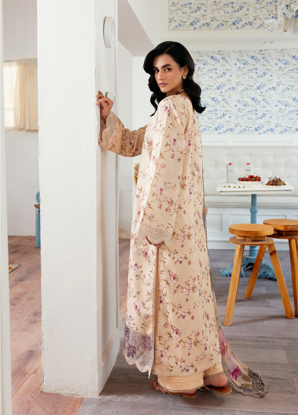 Zync by Florent Embroidered Lawn Suits Unstitched 3 Piece - FL25ZDW FZD-11 Zync by Florent Embroidered Lawn Suits Unstitched 3 Piece - FL25ZDW FZD-11