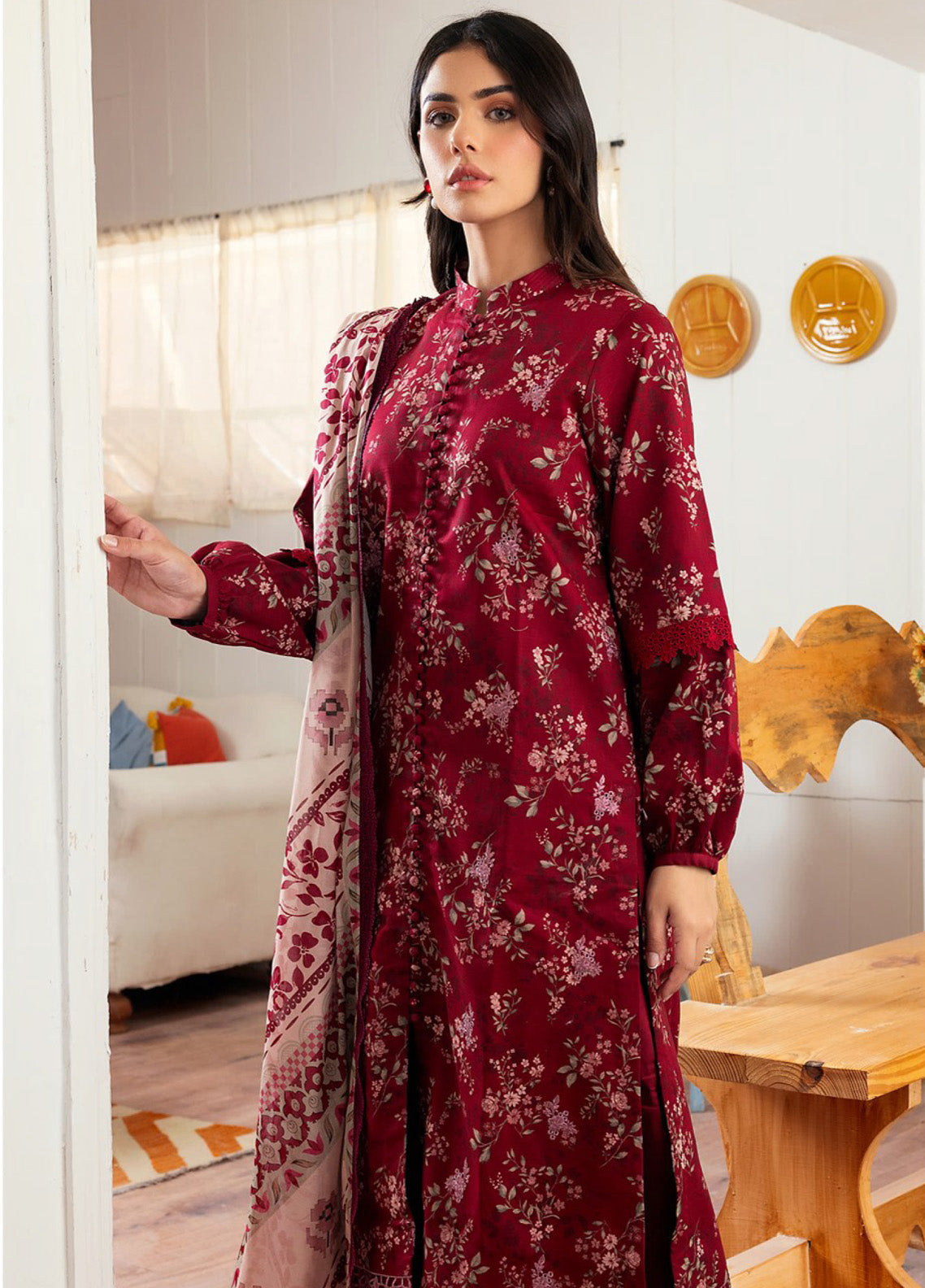 Zync by Florent Embroidered Lawn Suits Unstitched 3 Piece - FL25ZDW FZD-1A Zync by Florent Embroidered Lawn Suits Unstitched 3 Piece - FL25ZDW FZD-1A