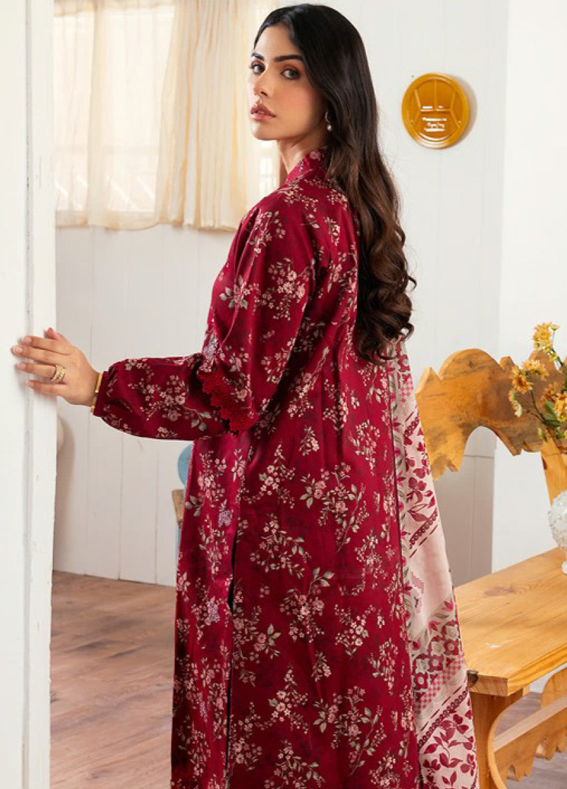 Zync by Florent Embroidered Lawn Suits Unstitched 3 Piece - FL25ZDW FZD-1A Zync by Florent Embroidered Lawn Suits Unstitched 3 Piece - FL25ZDW FZD-1A