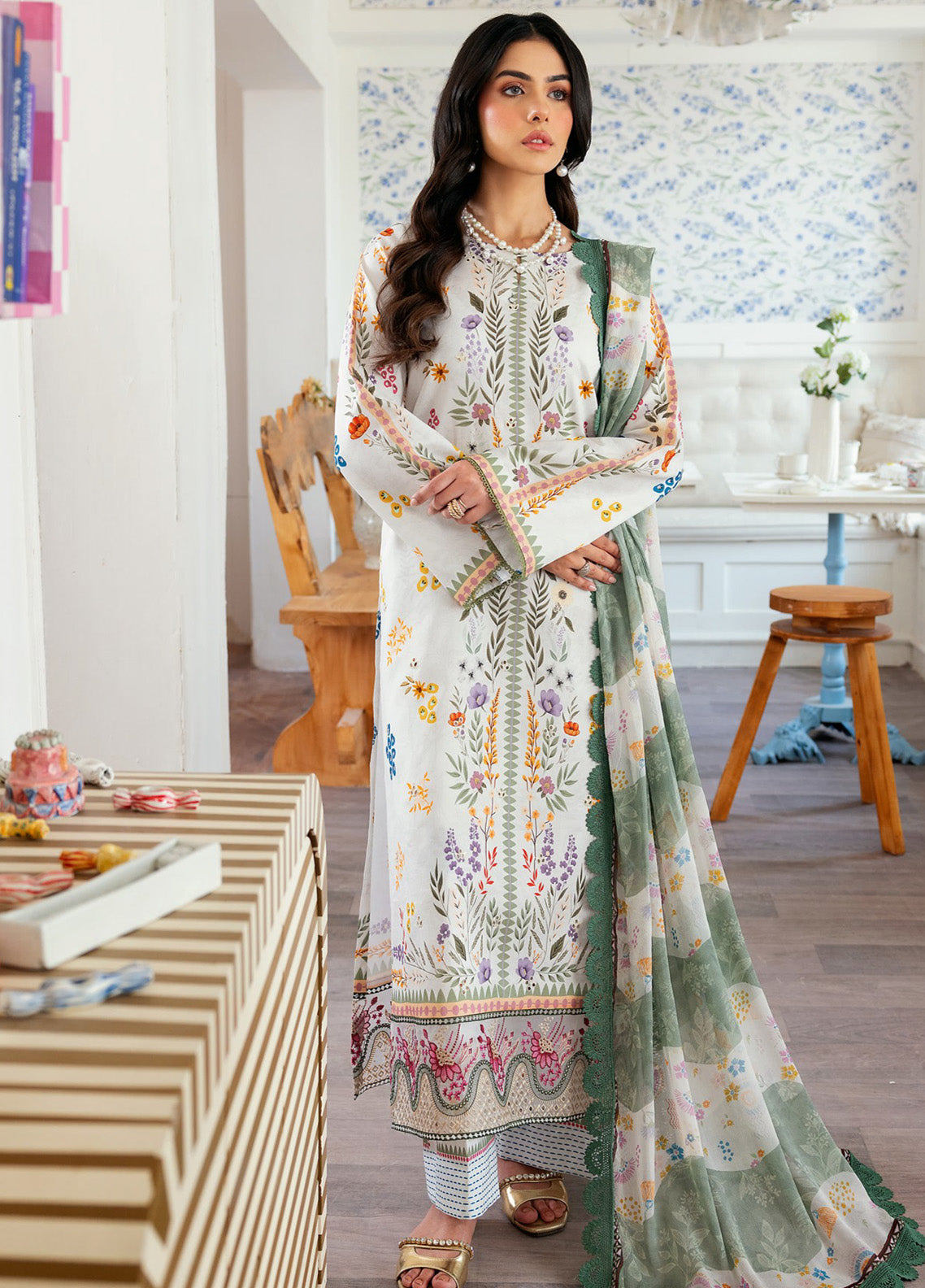Zync by Florent Embroidered Lawn Suits Unstitched 3 Piece - FL25ZDW FZD-2A Zync by Florent Embroidered Lawn Suits Unstitched 3 Piece - FL25ZDW FZD-2A