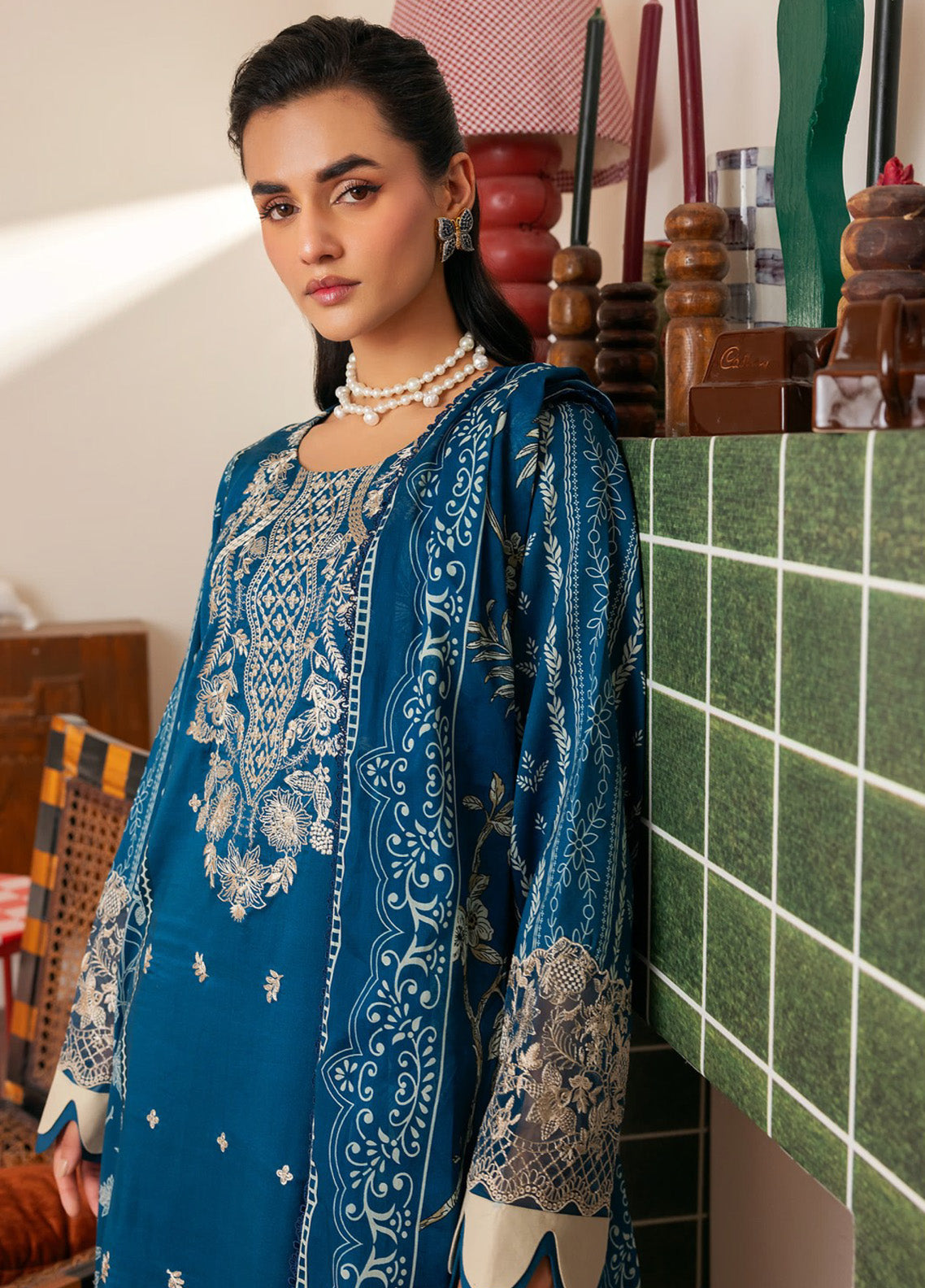 Zync by Florent Embroidered Lawn Suits Unstitched 3 Piece - FL25ZDW FZD-4B Zync by Florent Embroidered Lawn Suits Unstitched 3 Piece - FL25ZDW FZD-4B