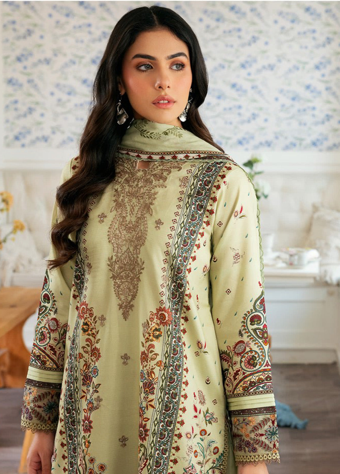 Zync by Florent Embroidered Lawn Suits Unstitched 3 Piece - FL25ZDW FZD-5A Zync by Florent Embroidered Lawn Suits Unstitched 3 Piece - FL25ZDW FZD-5A