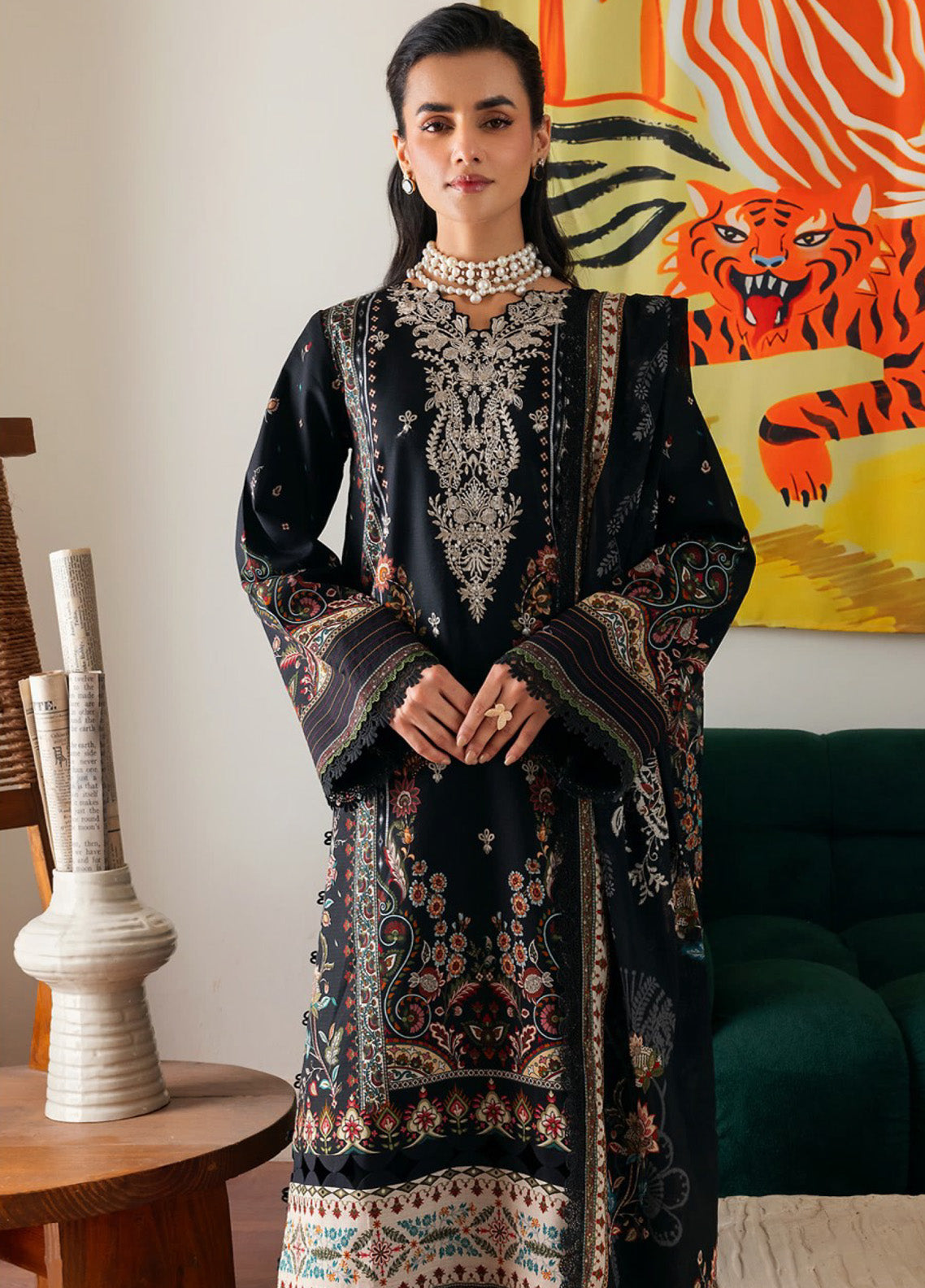 Zync by Florent Embroidered Lawn Suits Unstitched 3 Piece - FL25ZDW FZD-5B Zync by Florent Embroidered Lawn Suits Unstitched 3 Piece - FL25ZDW FZD-5B