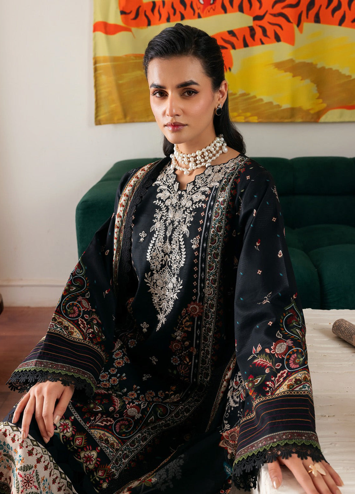 Zync by Florent Embroidered Lawn Suits Unstitched 3 Piece - FL25ZDW FZD-5B Zync by Florent Embroidered Lawn Suits Unstitched 3 Piece - FL25ZDW FZD-5B