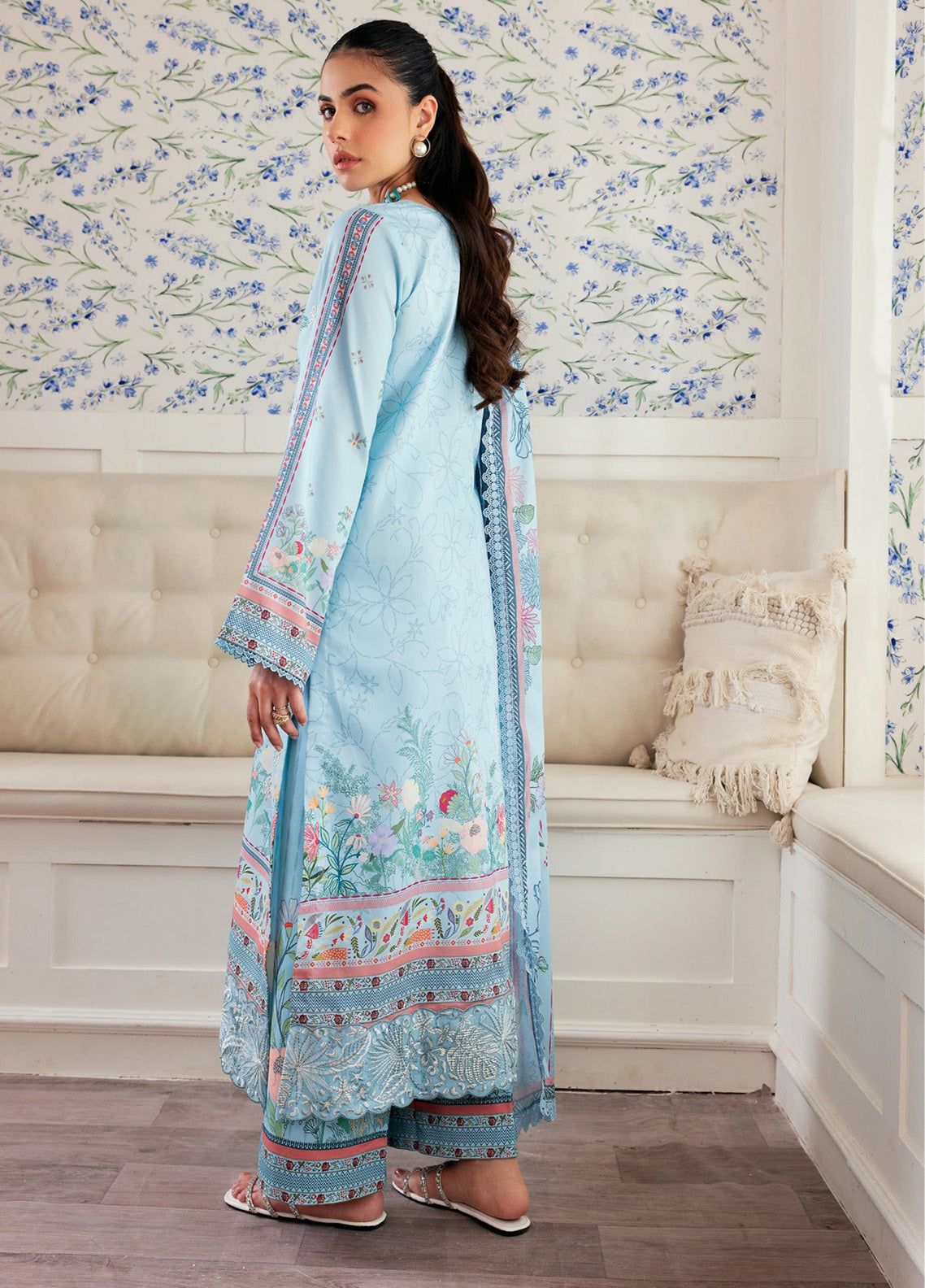 Zync by Florent Embroidered Lawn Suits Unstitched 3 Piece - FL25ZDW FZD-6A Zync by Florent Embroidered Lawn Suits Unstitched 3 Piece - FL25ZDW FZD-6A