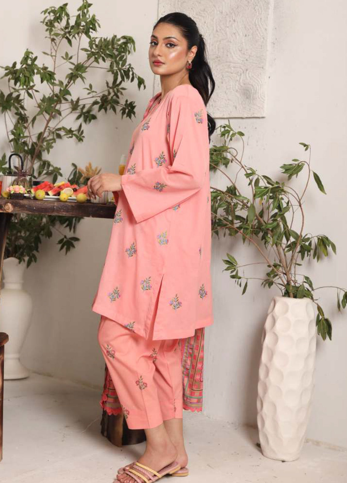 Zyra by Rashid Textile Embroidered Lawn Suits Unstitched 3 Piece - RT25ZL 8714 Zyra by Rashid Textile Embroidered Lawn Suits Unstitched 3 Piece - RT25ZL 8714