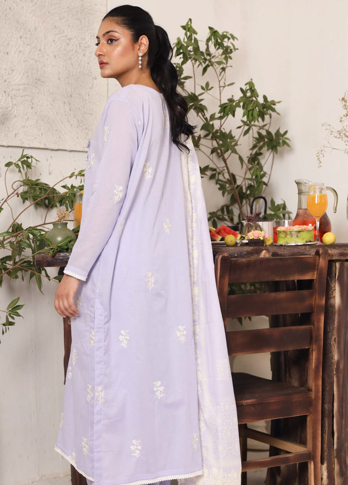 Zyra by Rashid Textile Embroidered Lawn Suits Unstitched 3 Piece - RT25ZL 8716 Zyra by Rashid Textile Embroidered Lawn Suits Unstitched 3 Piece - RT25ZL 8716