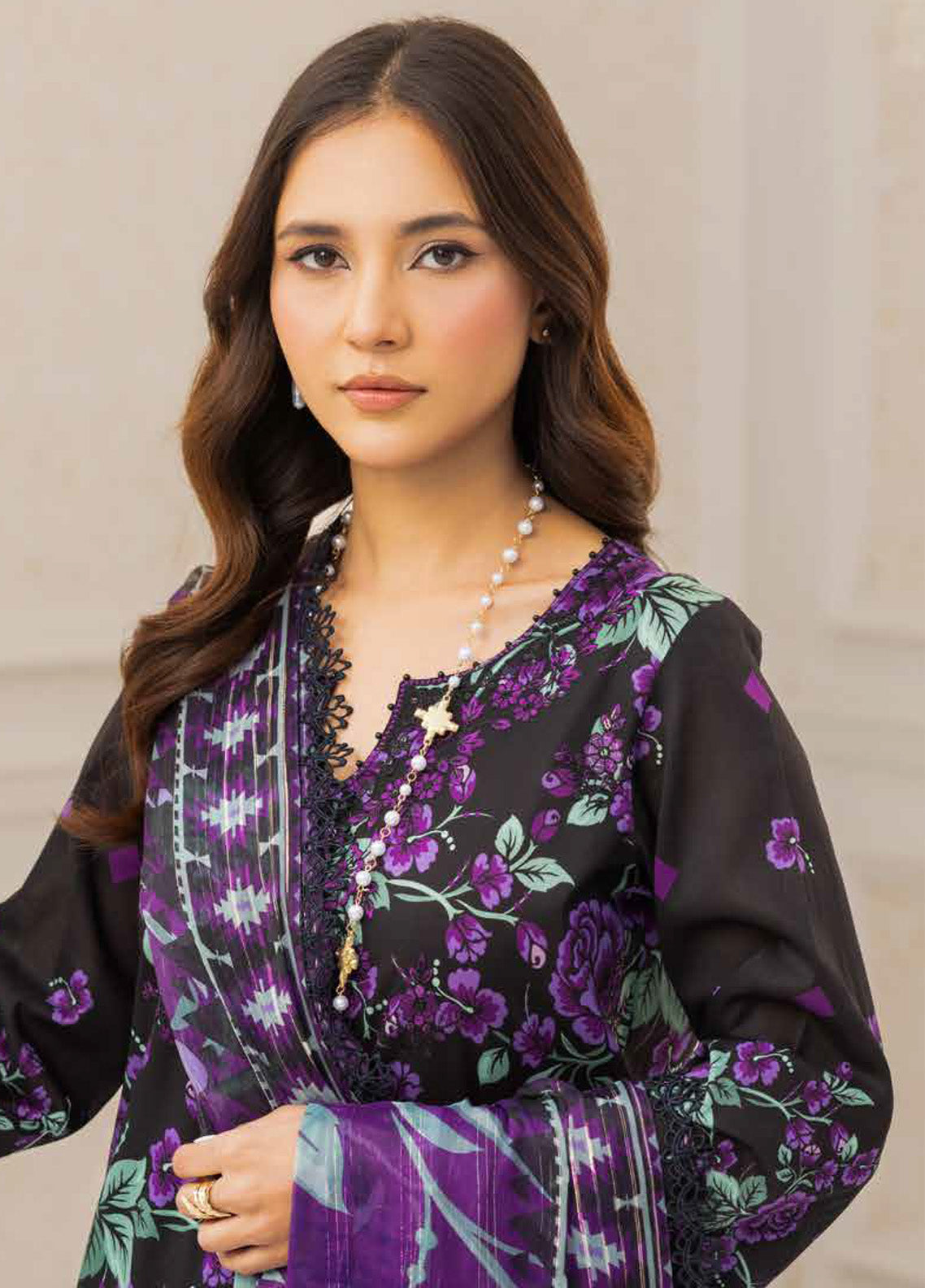 Aafreen By Riaz Arts Laser Embroidered Lawn 3 Piece Unstitched Suit RA25LEL AF-217 Aafreen By Riaz Arts Laser Embroidered Lawn 3 Piece Unstitched Suit RA25LEL AF-217