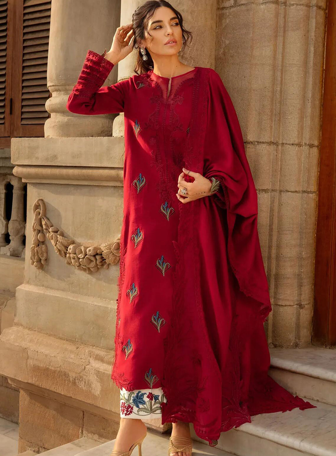 Aaleen By Crimson Embroidered Karandi 3 Piece Unstitched Suit CSS24AW D-01 JURAO KA KAAM Aaleen By Crimson Embroidered Karandi 3 Piece Unstitched Suit CSS24AW D-01 JURAO KA KAAM
