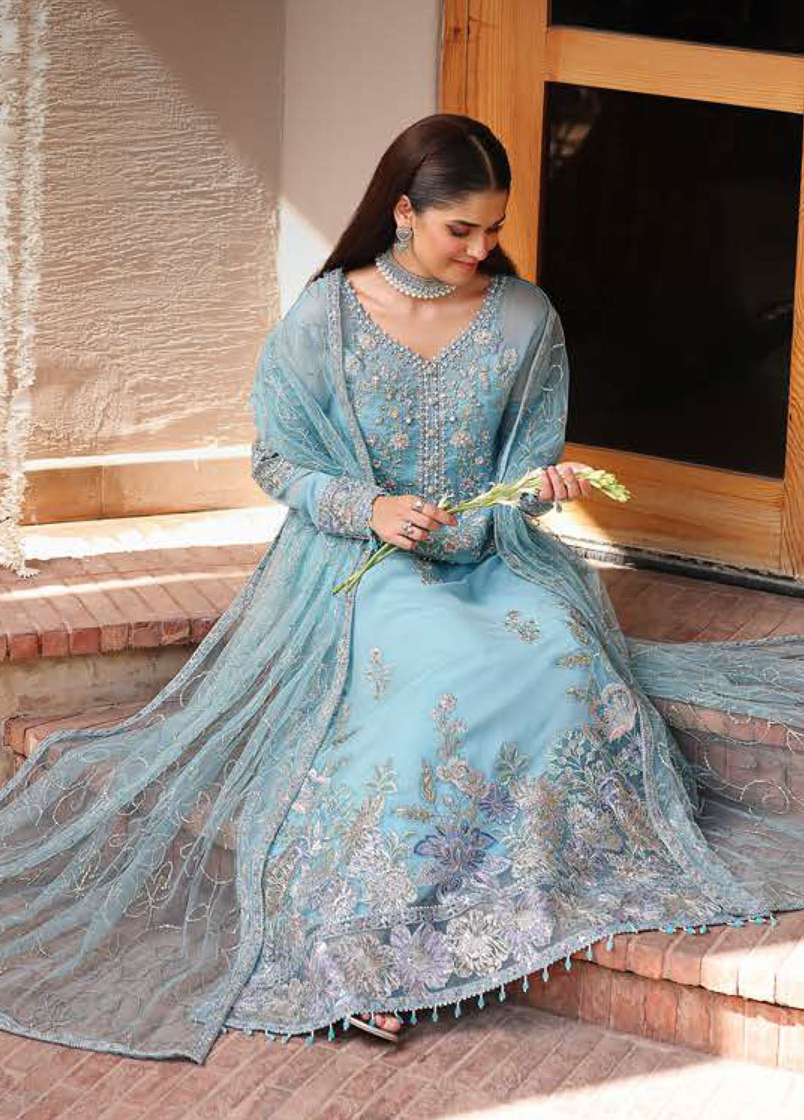Aangan By Roheenaz Embroidered Chiffon 3 Piece Unstitched Suit RNZ25ALB D-06 WAFA Aangan By Roheenaz Embroidered Chiffon 3 Piece Unstitched Suit RNZ25ALB D-06 WAFA