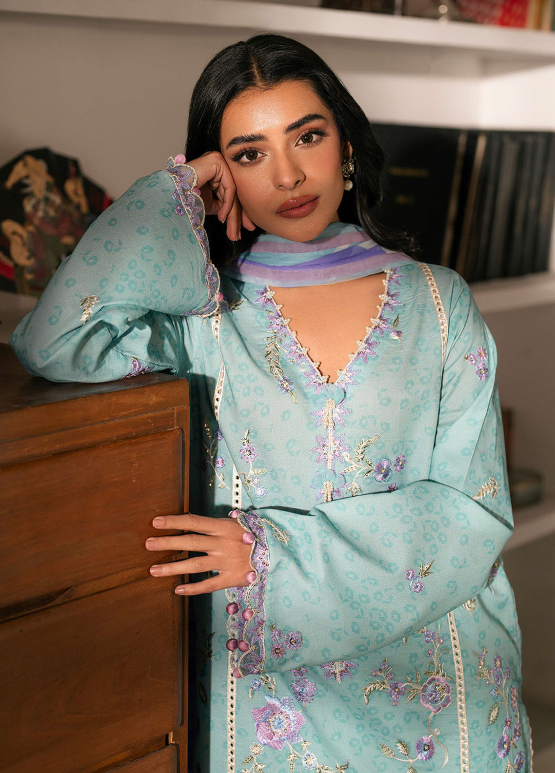 Aashiyana By Roheenaz Embroidered Lawn 3 Piece Unstitched Suit RNZ25ALL RNZ-3A MINAL Aashiyana By Roheenaz Embroidered Lawn 3 Piece Unstitched Suit RNZ25ALL RNZ-3A MINAL