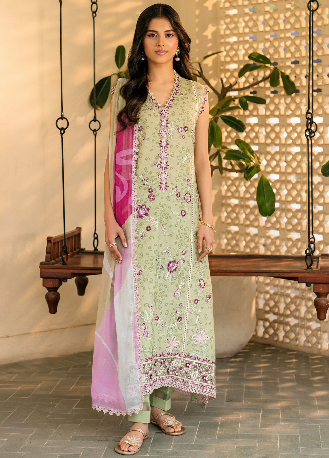 Aashiyana By Roheenaz Embroidered Lawn 3 Piece Unstitched Suit RNZ25ALL RNZ-3B AMARA Aashiyana By Roheenaz Embroidered Lawn 3 Piece Unstitched Suit RNZ25ALL RNZ-3B AMARA
