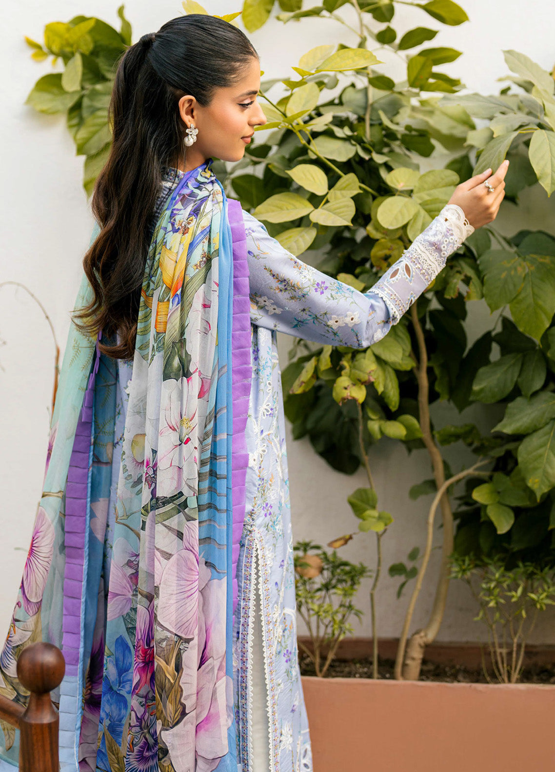 Aashiyana By Roheenaz Embroidered Lawn 3 Piece Unstitched Suit RNZ25ALL RNZ-5A AREESHA Aashiyana By Roheenaz Embroidered Lawn 3 Piece Unstitched Suit RNZ25ALL RNZ-5A AREESHA