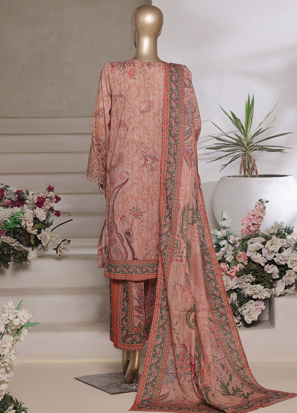 Aashkaar By HZ Textile Embroidered Cotton Lawn 3 Piece Stitched Suit HZ25APECLV3 LPE-544 Aashkaar By HZ Textile Embroidered Cotton Lawn 3 Piece Stitched Suit HZ25APECLV3 LPE-544