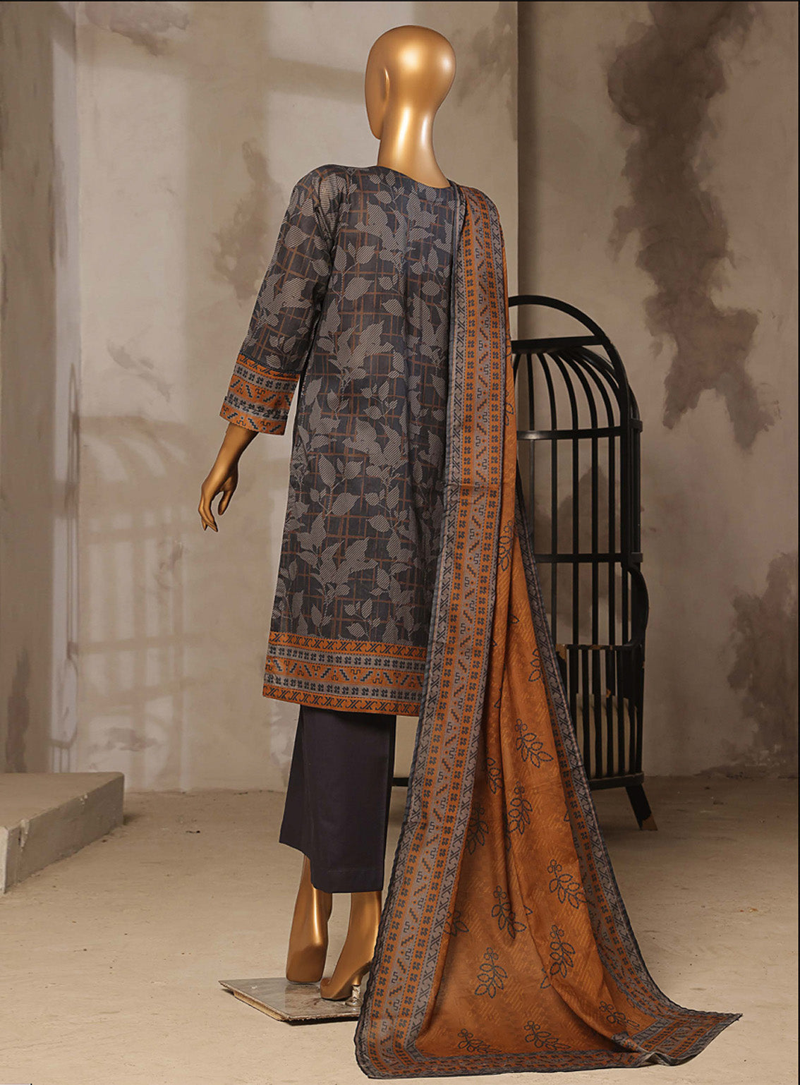 Aashkaar By HZ Textile Embroidered Lawn 3 Piece Stitched Suit HZ25AV4 EPL-014 DARK LINEART Aashkaar By HZ Textile Embroidered Lawn 3 Piece Stitched Suit HZ25AV4 EPL-014 DARK LINEART