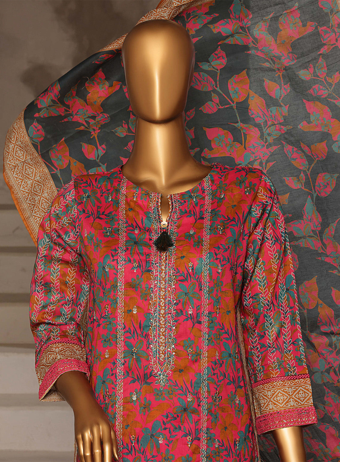 Aashkaar By HZ Textile Embroidered Lawn 3 Piece Stitched Suit HZ25AV4 EPL-015 PINK BLAST Aashkaar By HZ Textile Embroidered Lawn 3 Piece Stitched Suit HZ25AV4 EPL-015 PINK BLAST