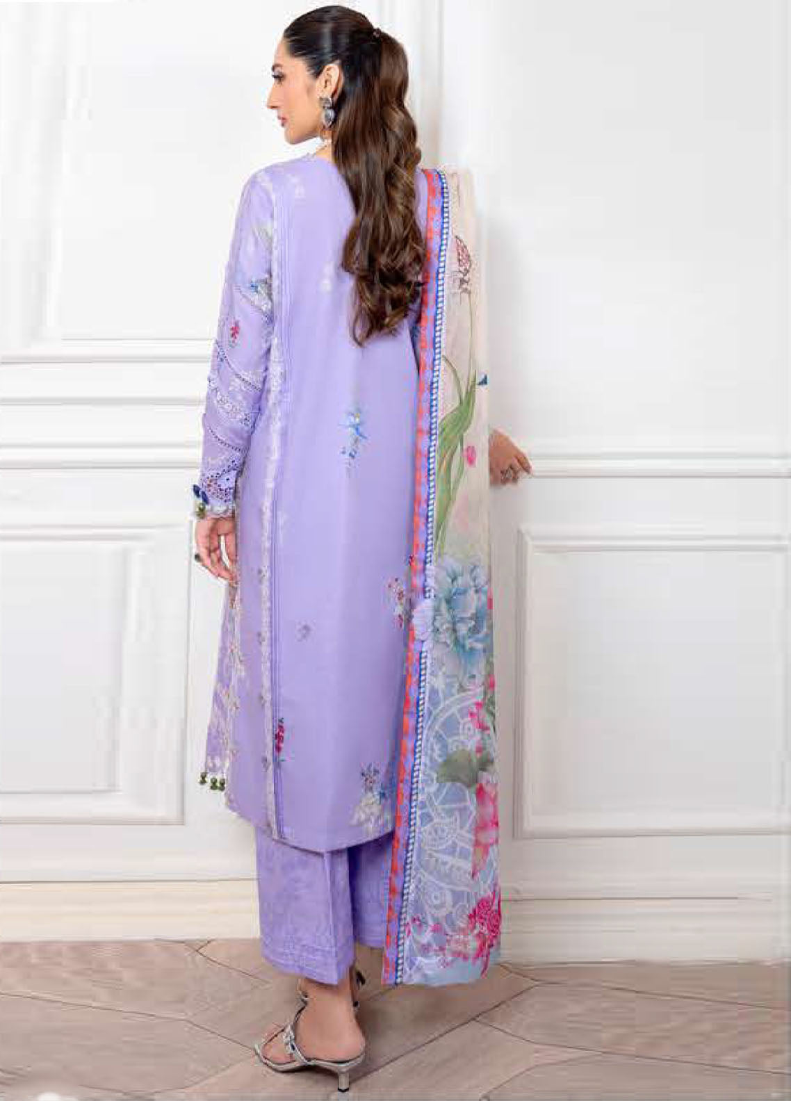 Aezel By Roheenaz Embroidered Cambric 3 Piece Unstitched Suit RNZ25AEC D-2B NIVRA Aezel By Roheenaz Embroidered Cambric 3 Piece Unstitched Suit RNZ25AEC D-2B NIVRA