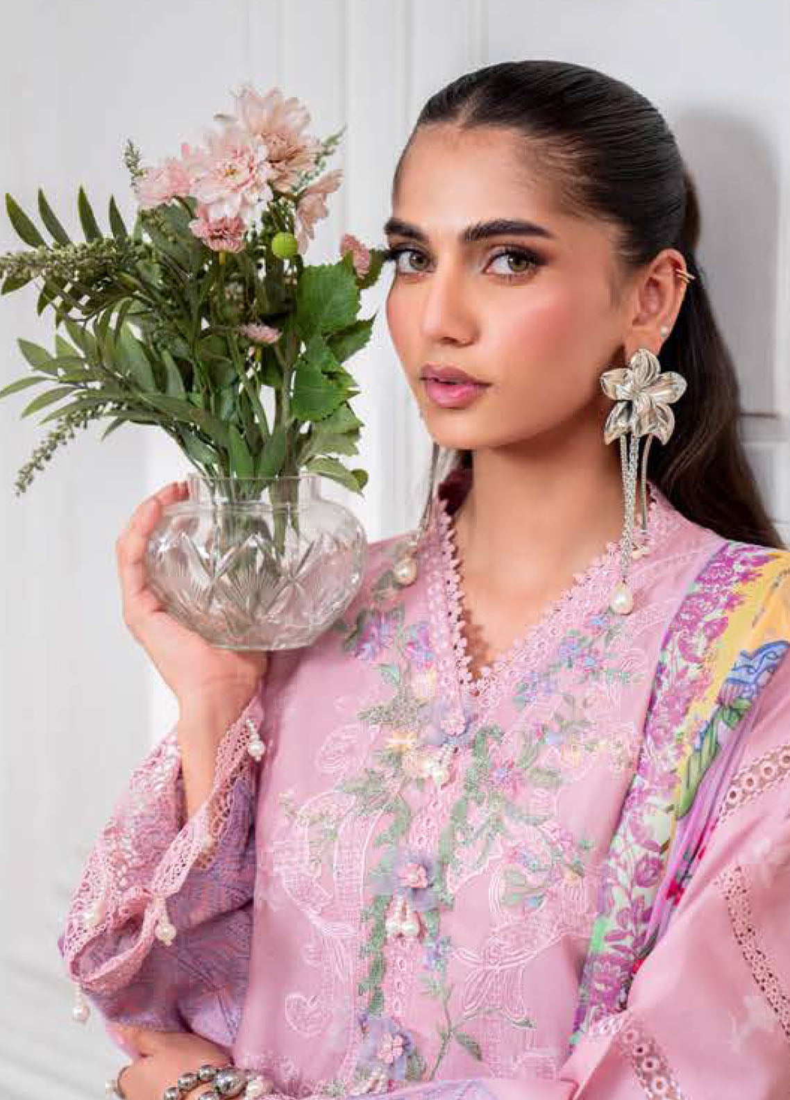 Aezel By Roheenaz Embroidered Cambric 3 Piece Unstitched Suit RNZ25AEC D-8B EVALE Aezel By Roheenaz Embroidered Cambric 3 Piece Unstitched Suit RNZ25AEC D-8B EVALE