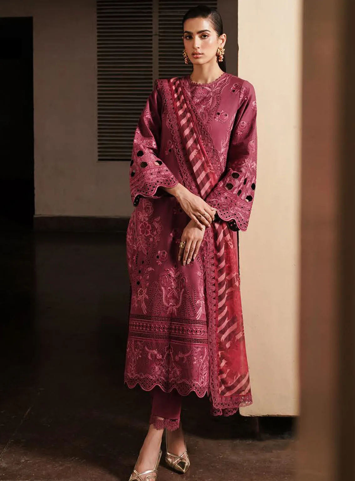 Afrozeh Festive Chikankari Lawn 3 Piece Unstitched Suit AF24CL CORDOVAN Afrozeh Festive Chikankari Lawn 3 Piece Unstitched Suit AF24CL CORDOVAN