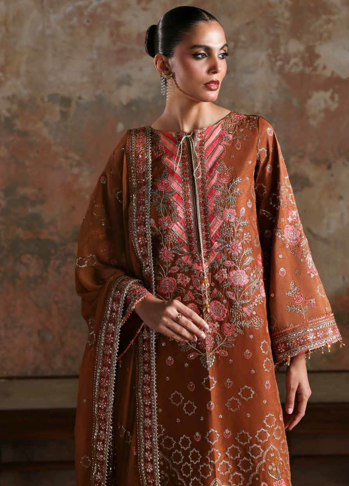 Afsana-E-Silk By Emaan Adeel Embroidered Raw Silk 3 Piece Unstitched Suit EA25AS D-AARZO Afsana-E-Silk By Emaan Adeel Embroidered Raw Silk 3 Piece Unstitched Suit EA25AS D-AARZO