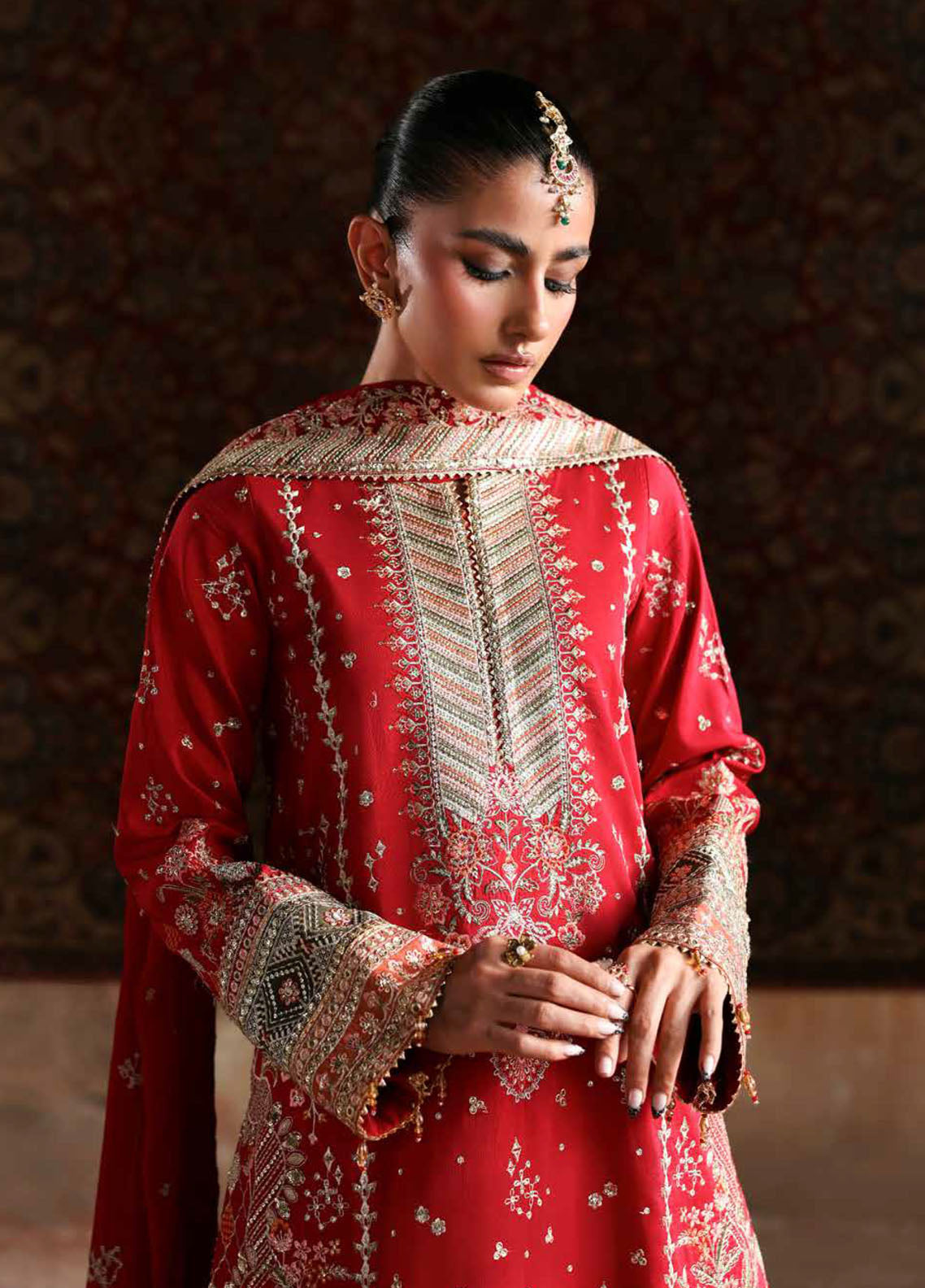 Afsana-E-Silk By Emaan Adeel Embroidered Raw Silk 3 Piece Unstitched Suit EA25AS D-MAHGUL Afsana-E-Silk By Emaan Adeel Embroidered Raw Silk 3 Piece Unstitched Suit EA25AS D-MAHGUL